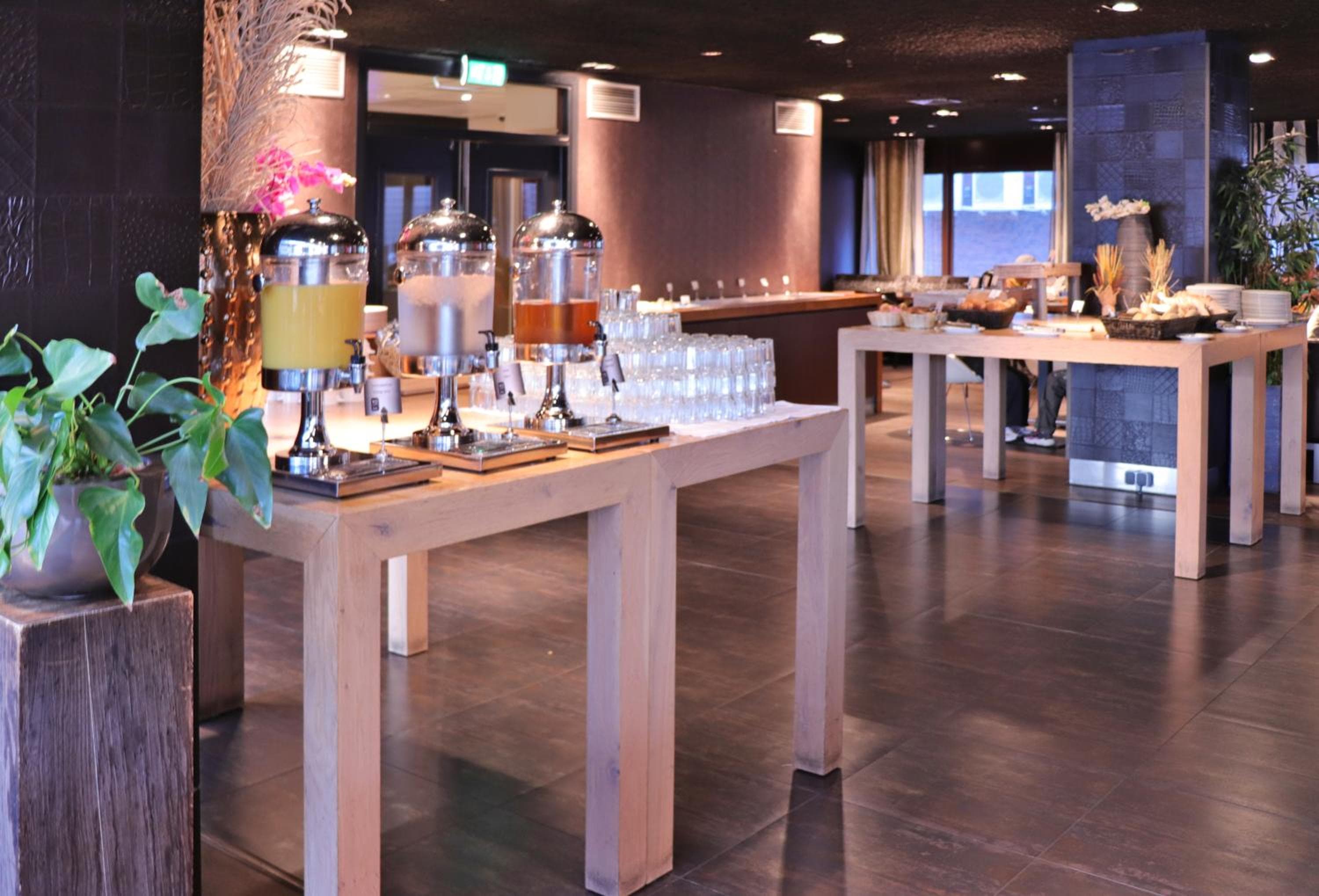 XO Hotels Blue Tower — 25