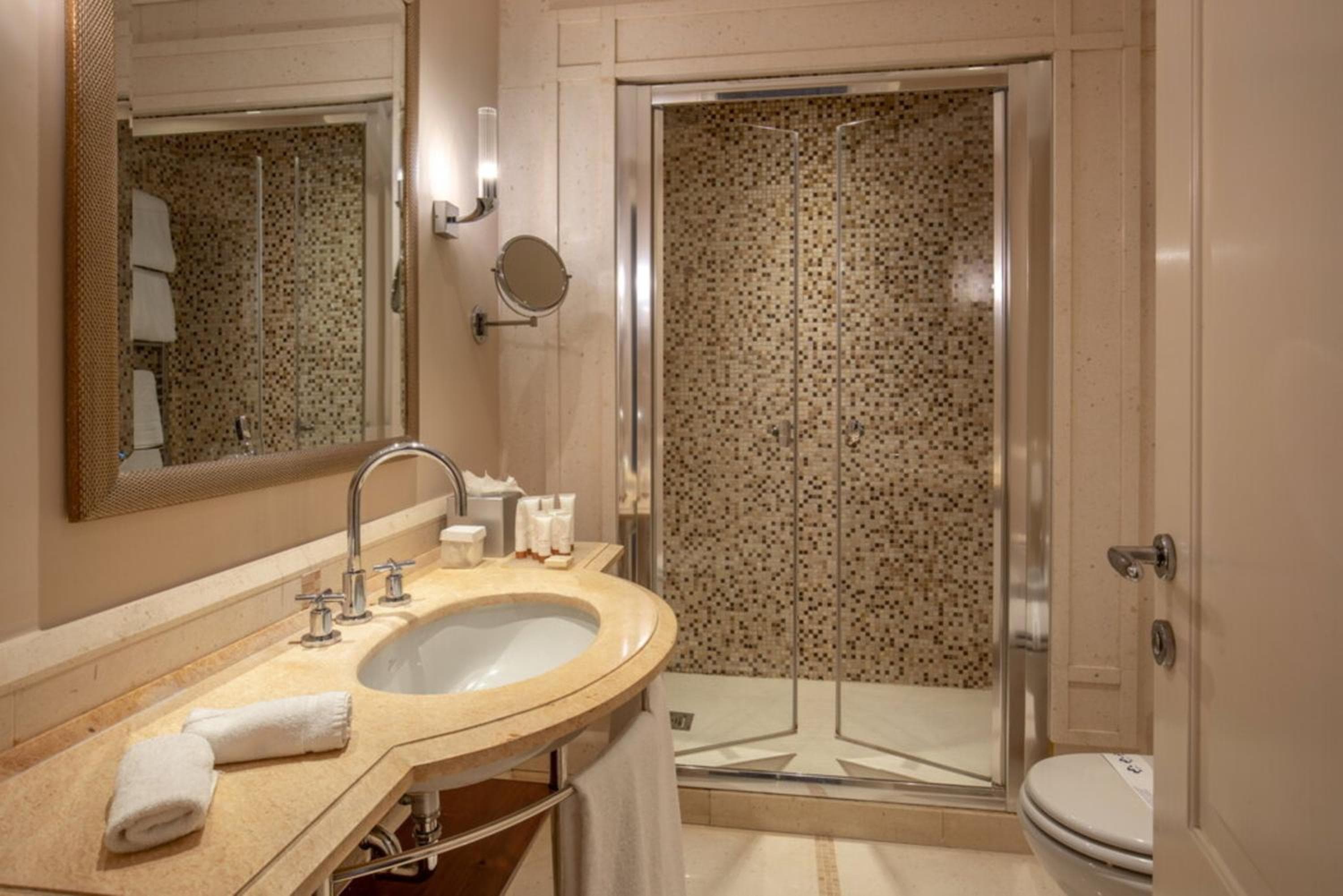 Hotel Rose Garden Palace Roma by OMNIA — 12