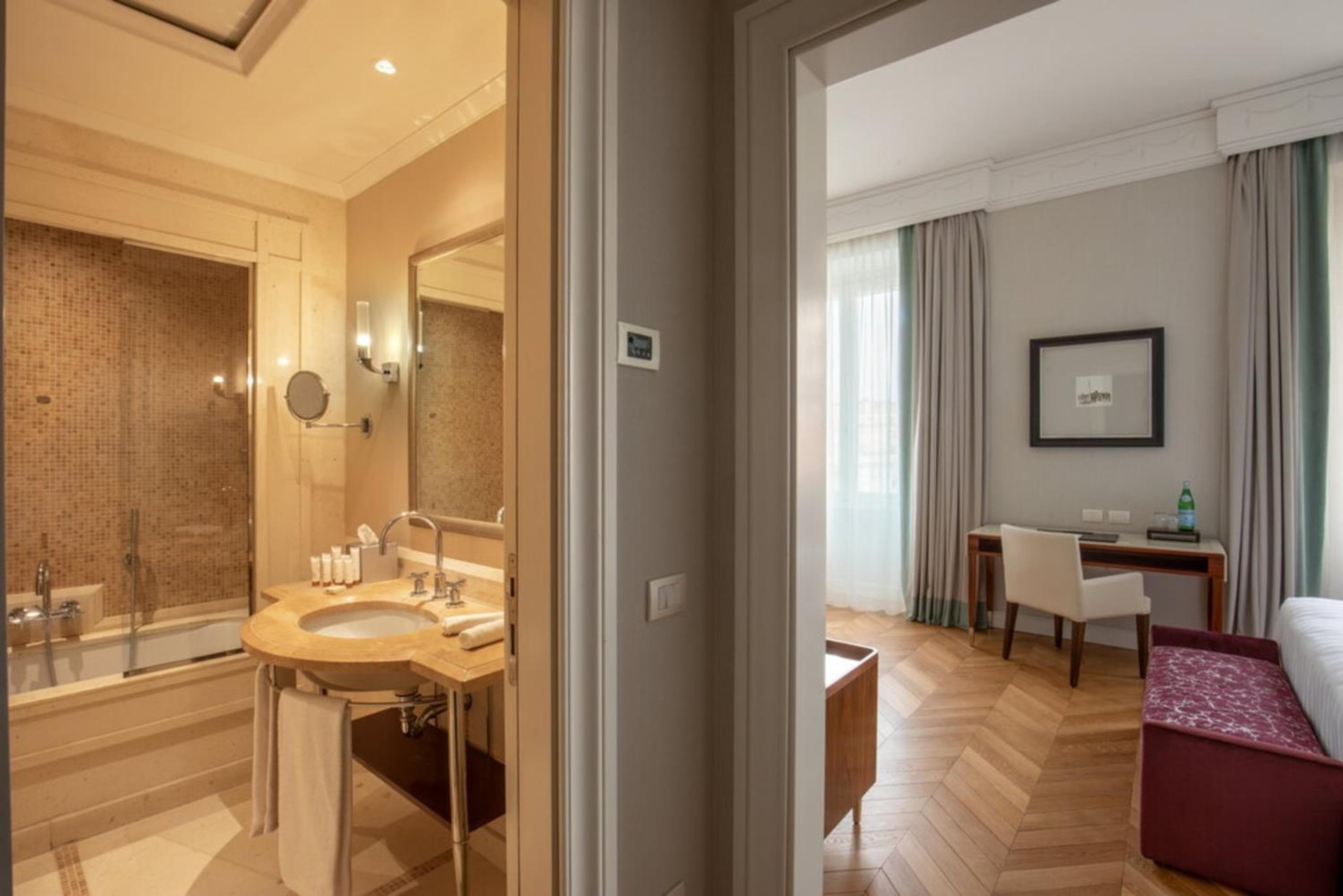 Hotel Rose Garden Palace Roma by OMNIA — 16