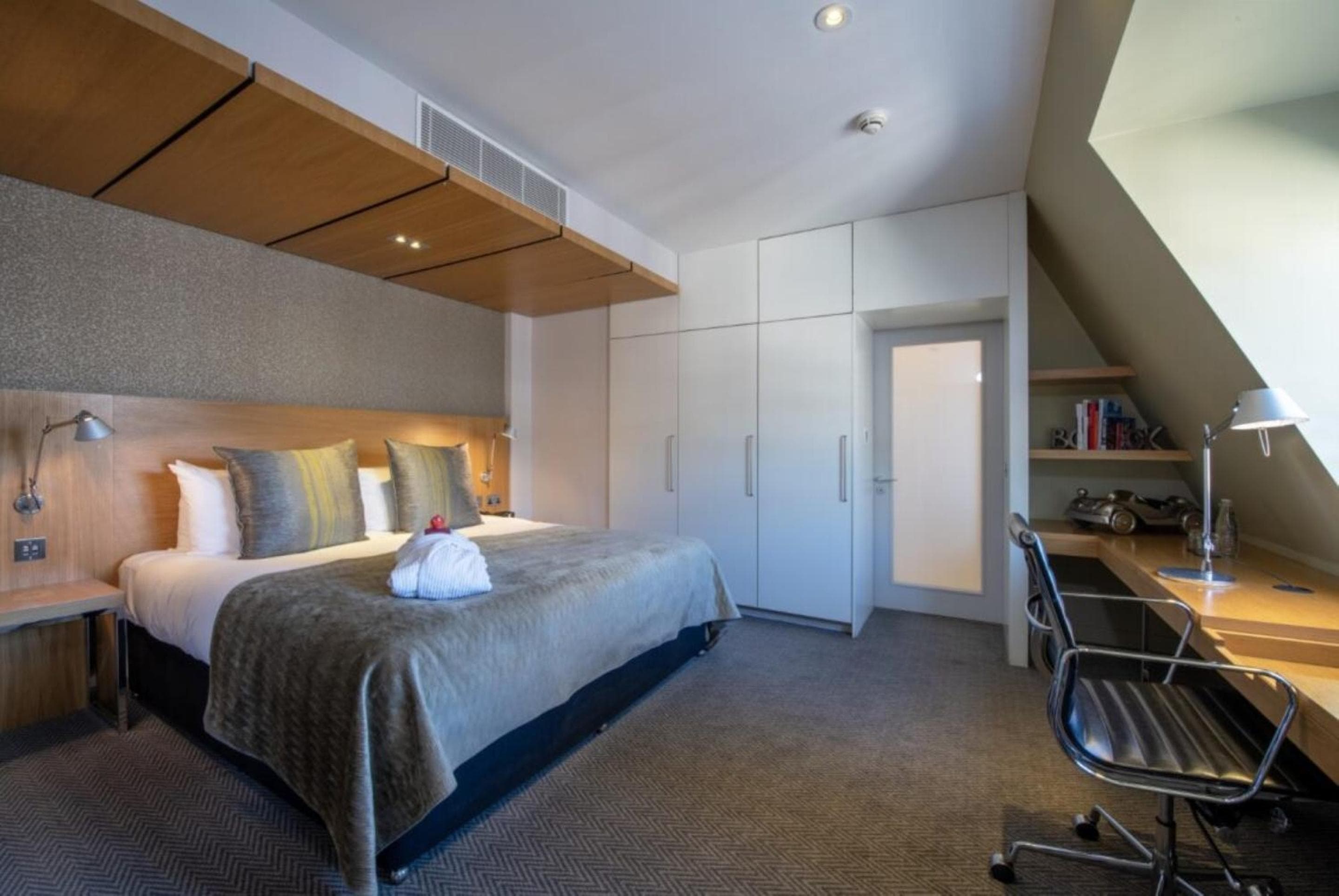 Apex Temple Court Hotel — 27
