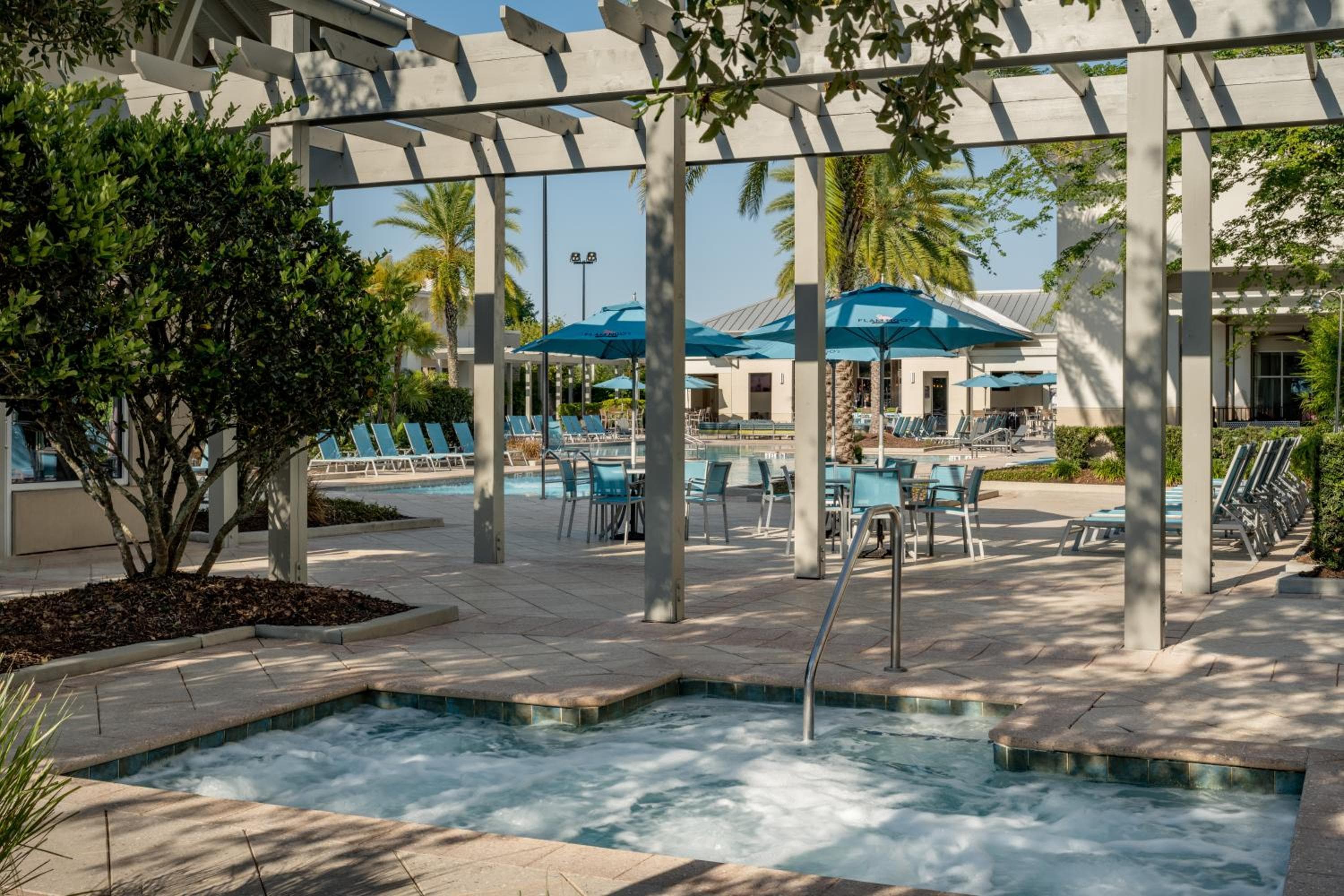 TownePlace Suites Orlando at FLAMINGO CROSSINGS Town Center, Western Entrance — 8