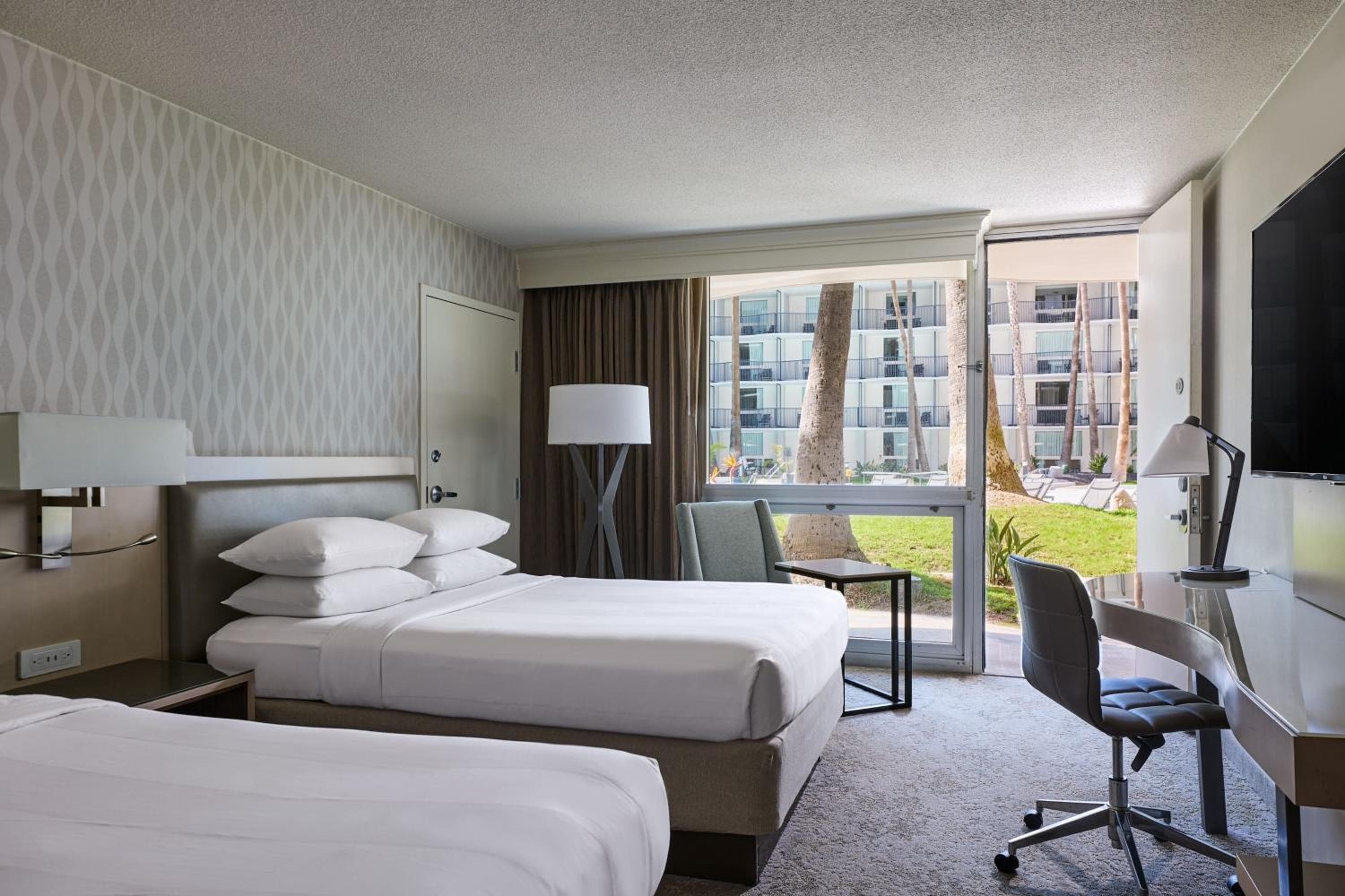 Los Angeles Airport Marriott — 9