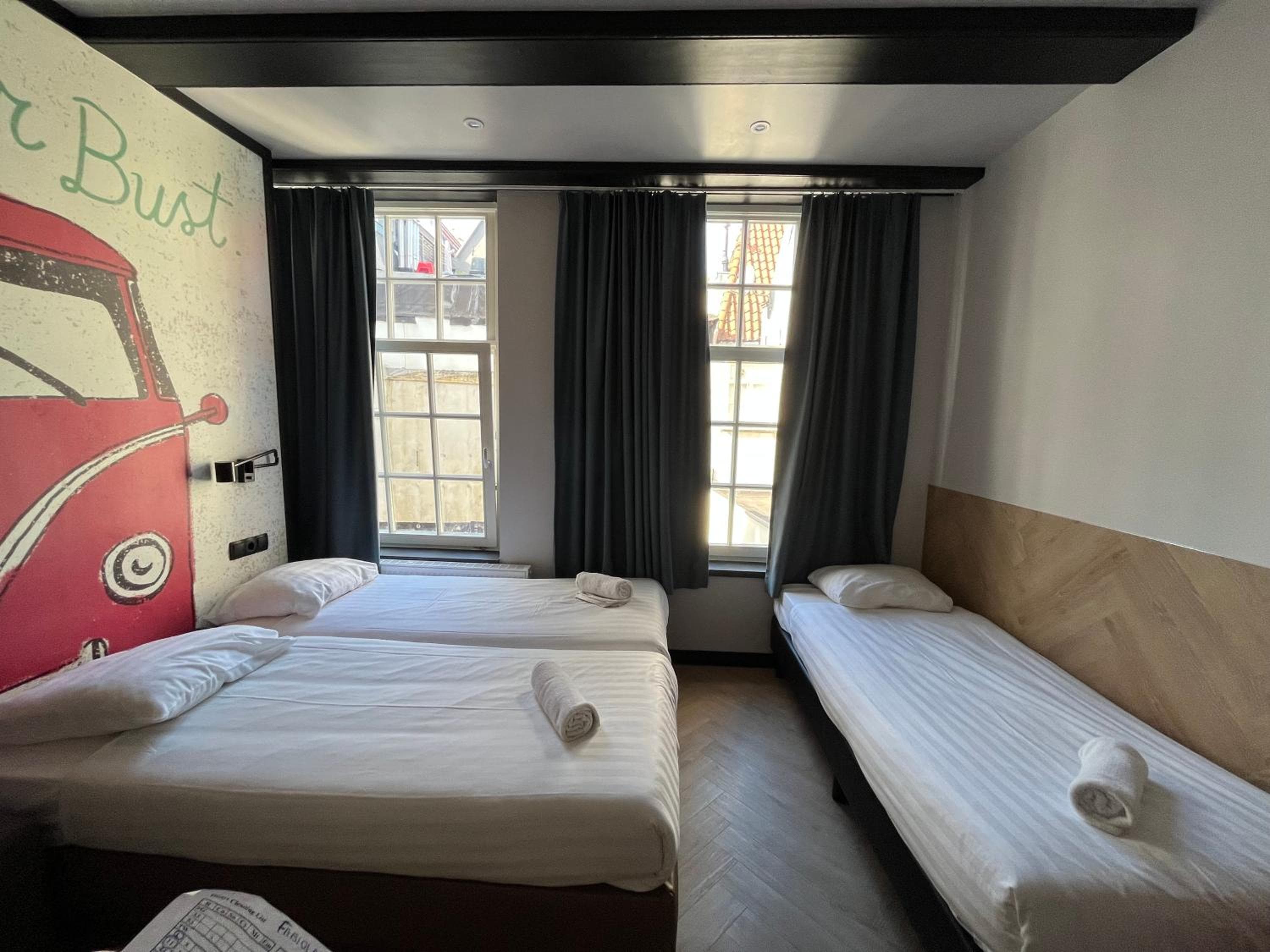 Heart of Amsterdam Hostel — 27