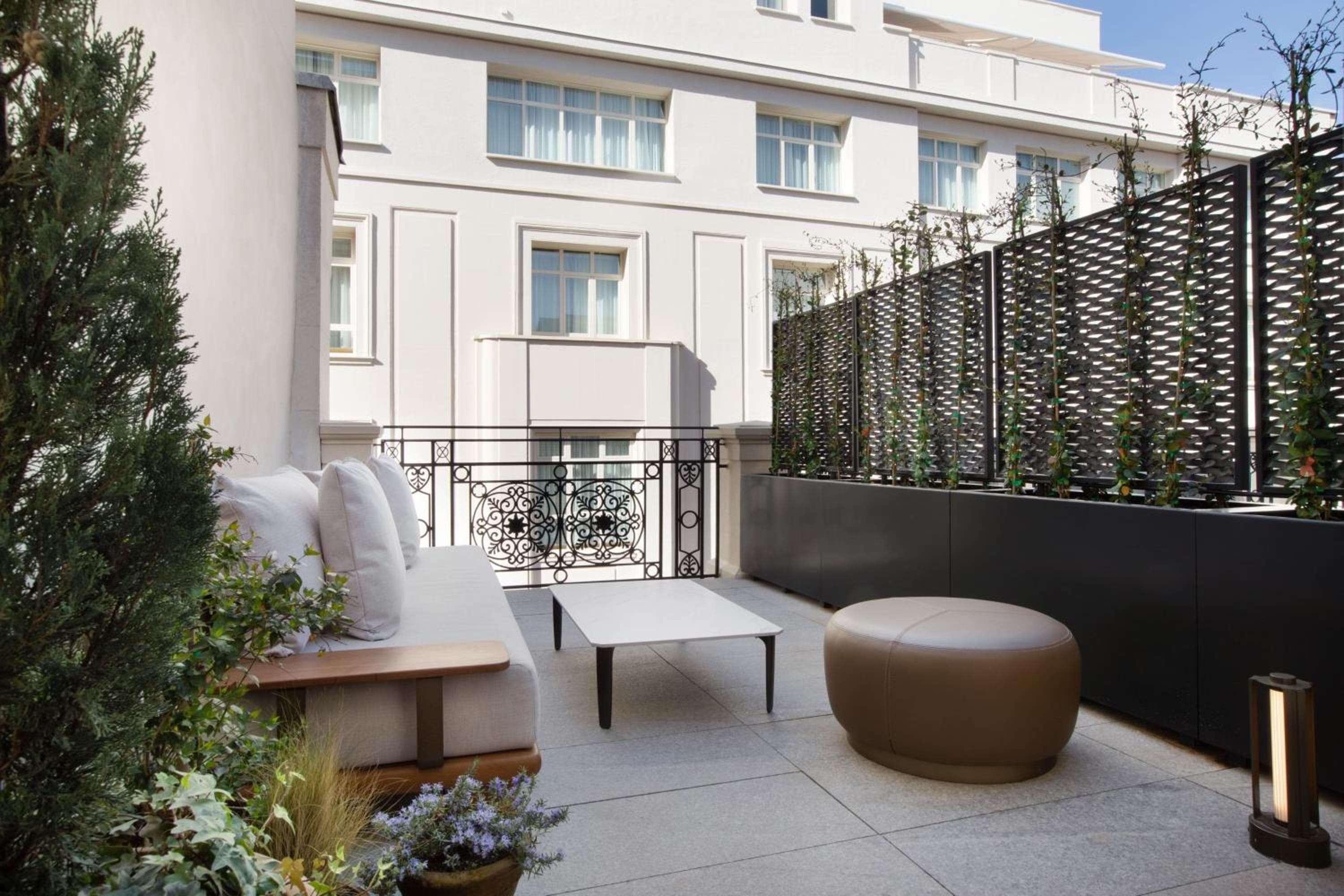 JW Marriott Hotel Madrid — 24