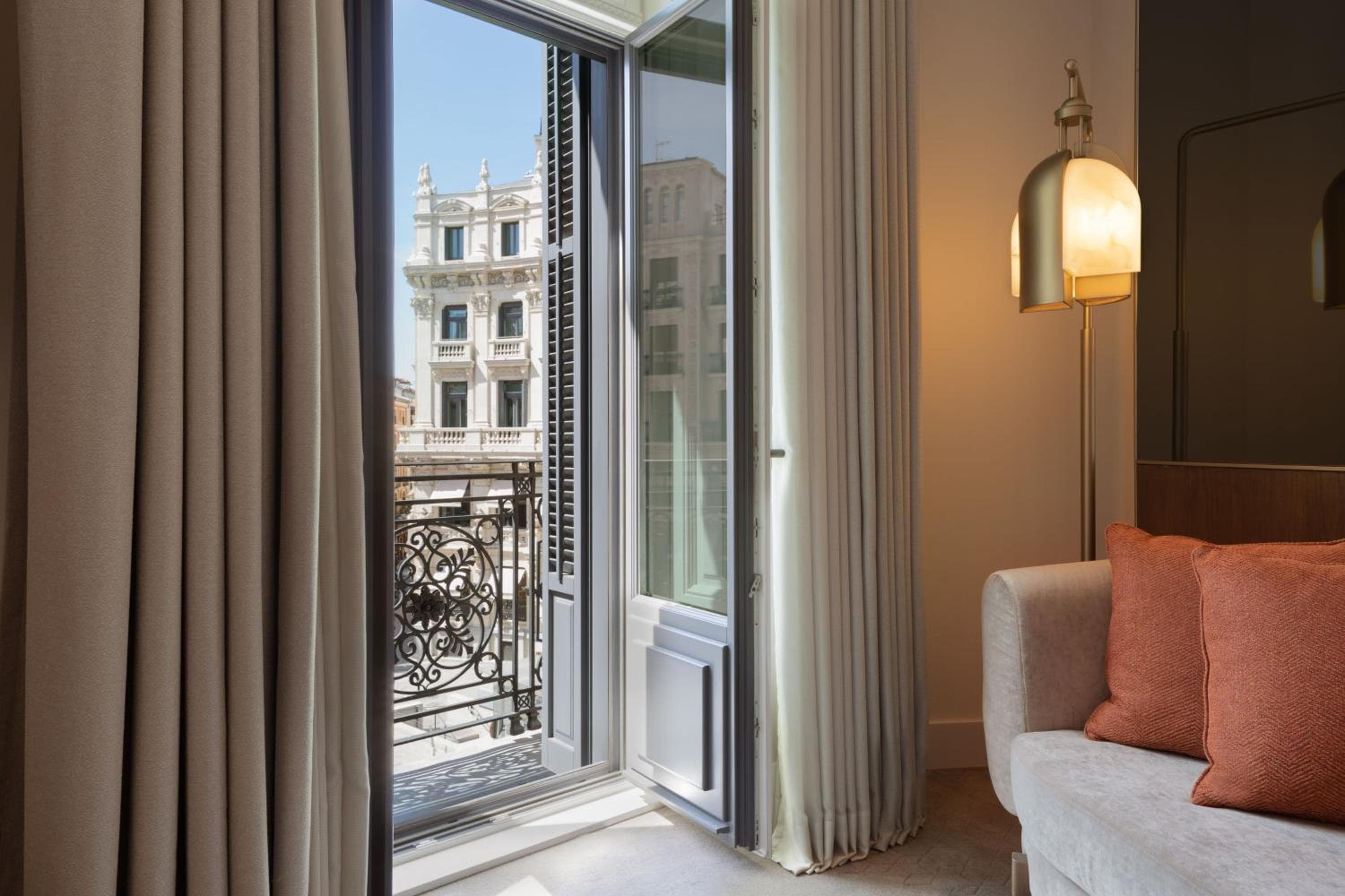 JW Marriott Hotel Madrid — 27