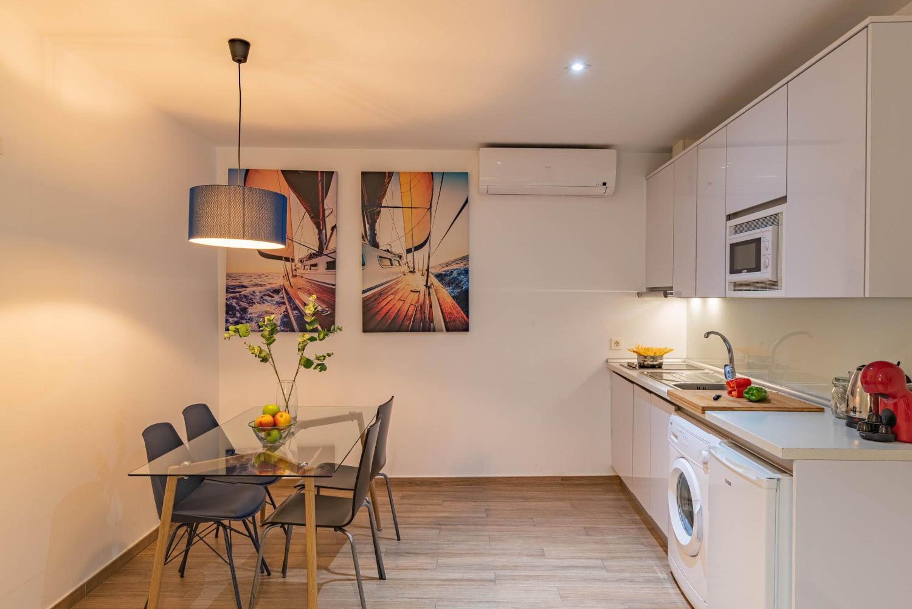 Feelathome Mártires Apartments — 27
