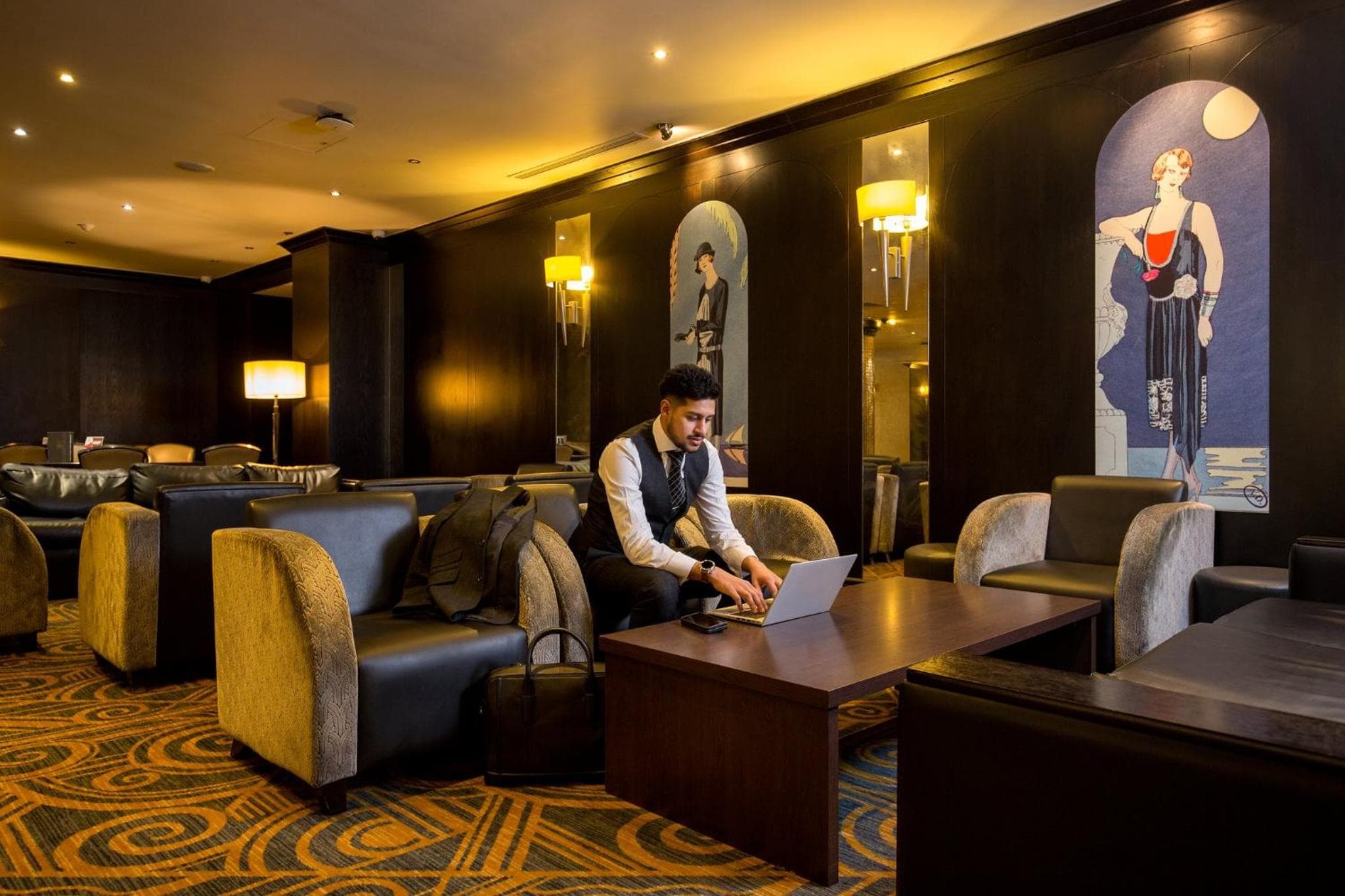 Präsident Hotel — 6