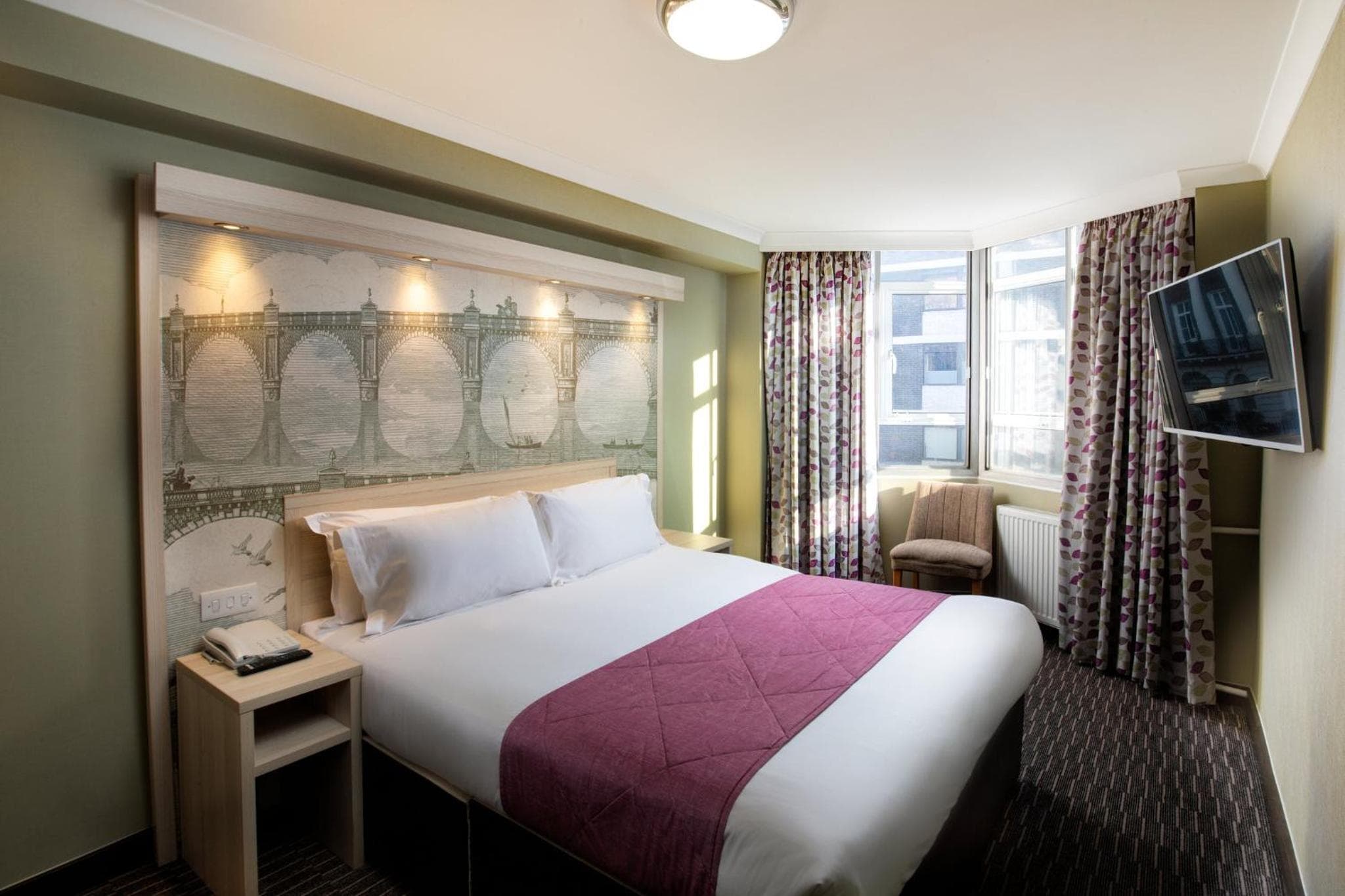 Präsident Hotel — 10