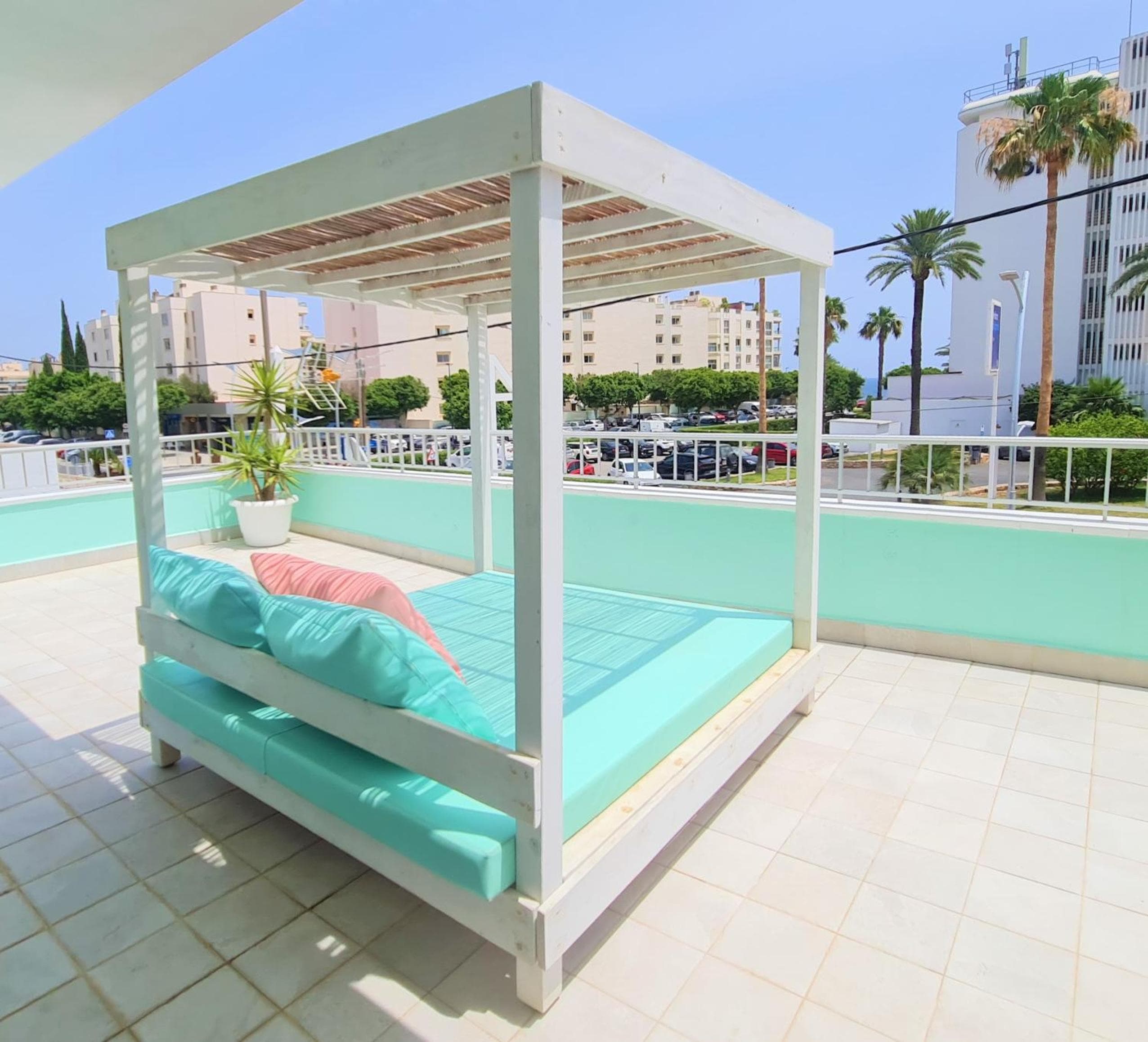 Tabbu ibiza apartments — 1