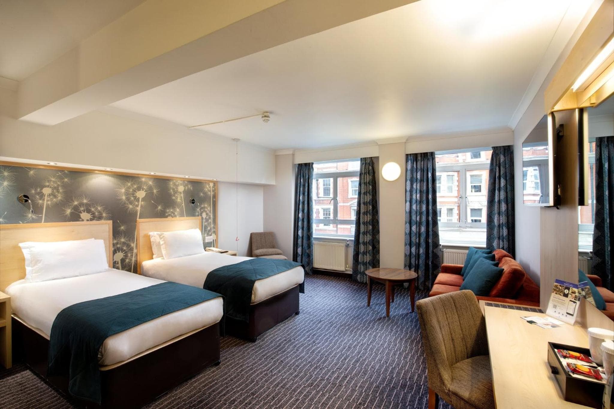 Bedford Hotel — 21