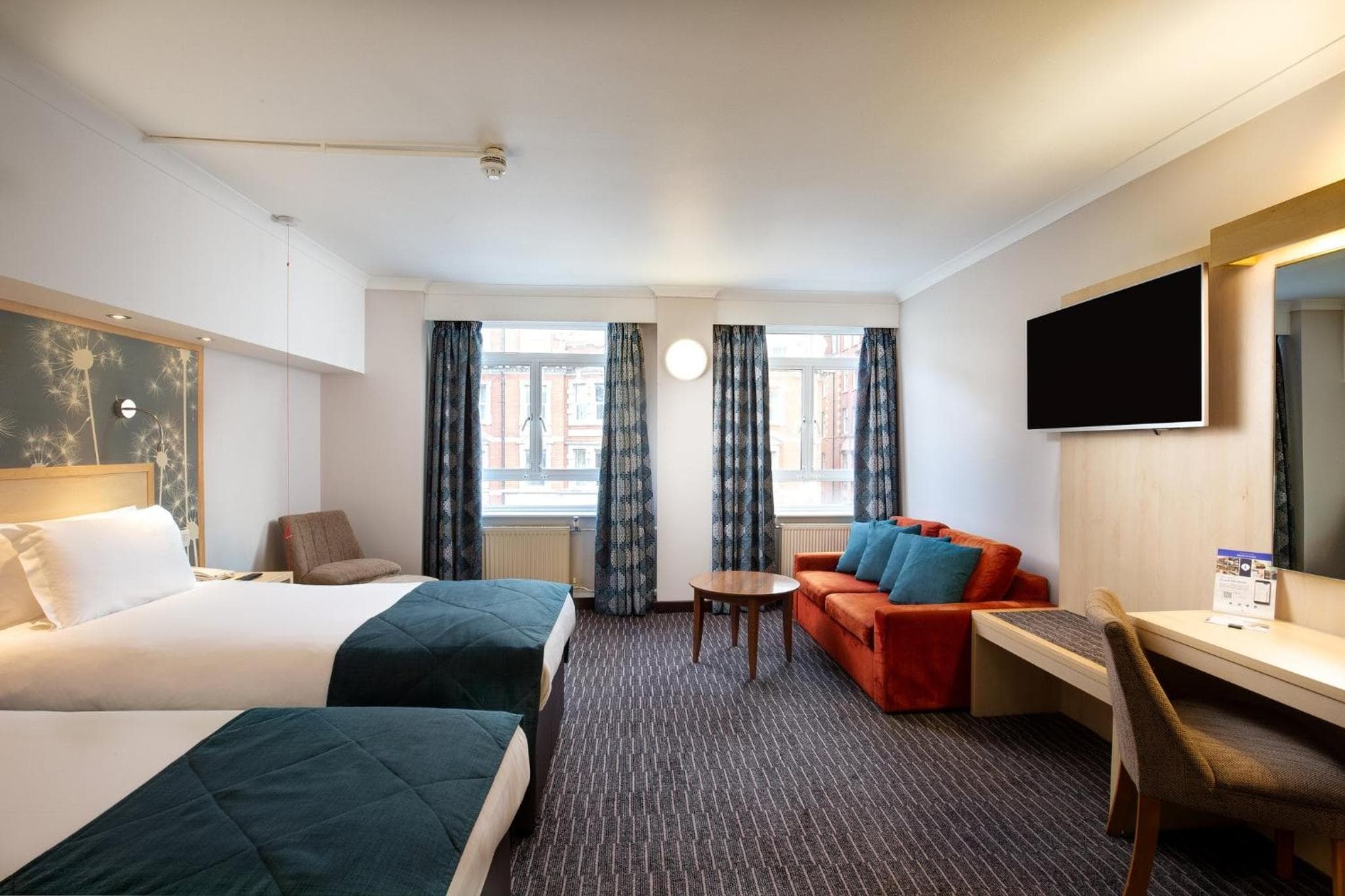Bedford Hotel — 14