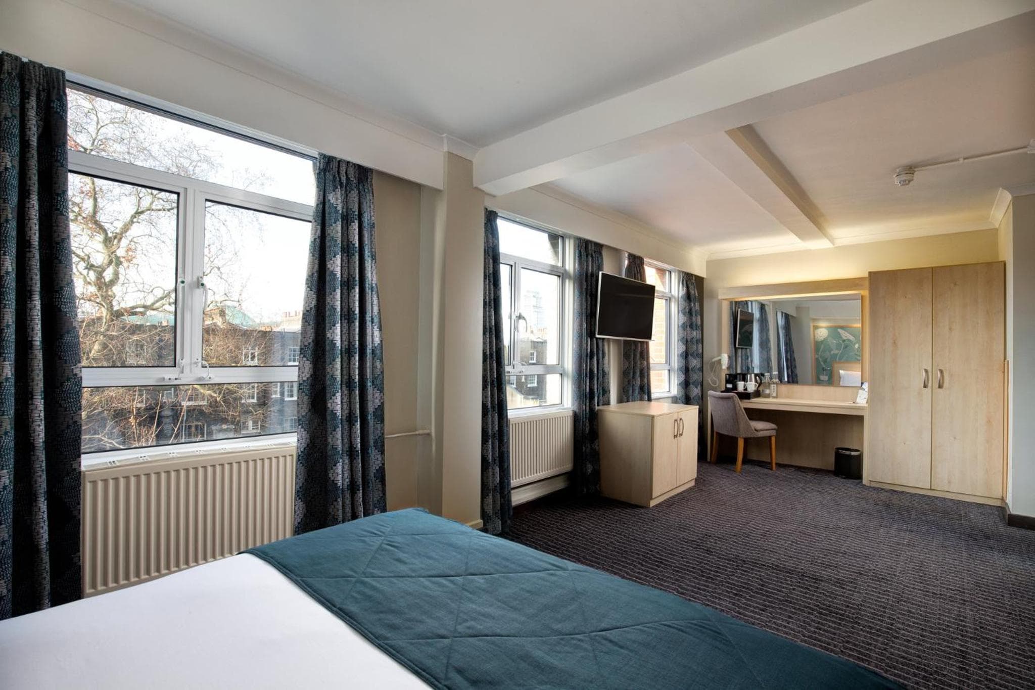 Bedford Hotel — 27