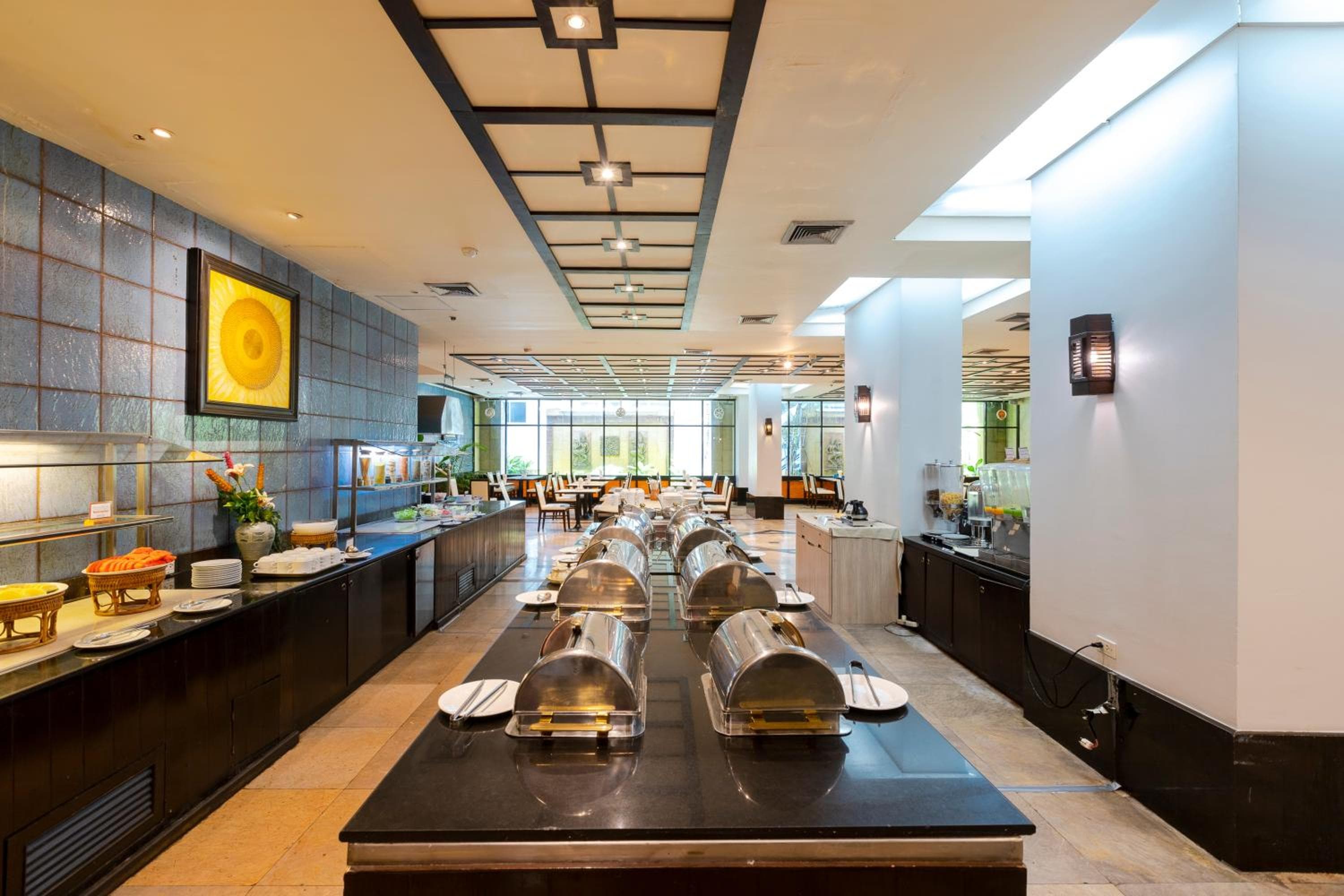 Pinnacle Lumpini Park Hotel — 19
