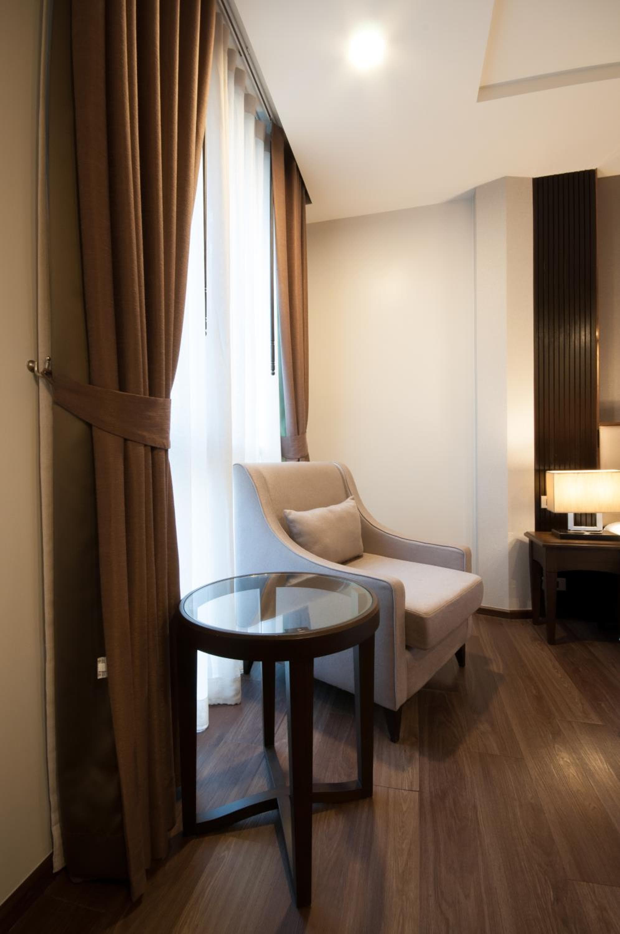SureStay Plus by Best Western Sukhumvit 2 — 14