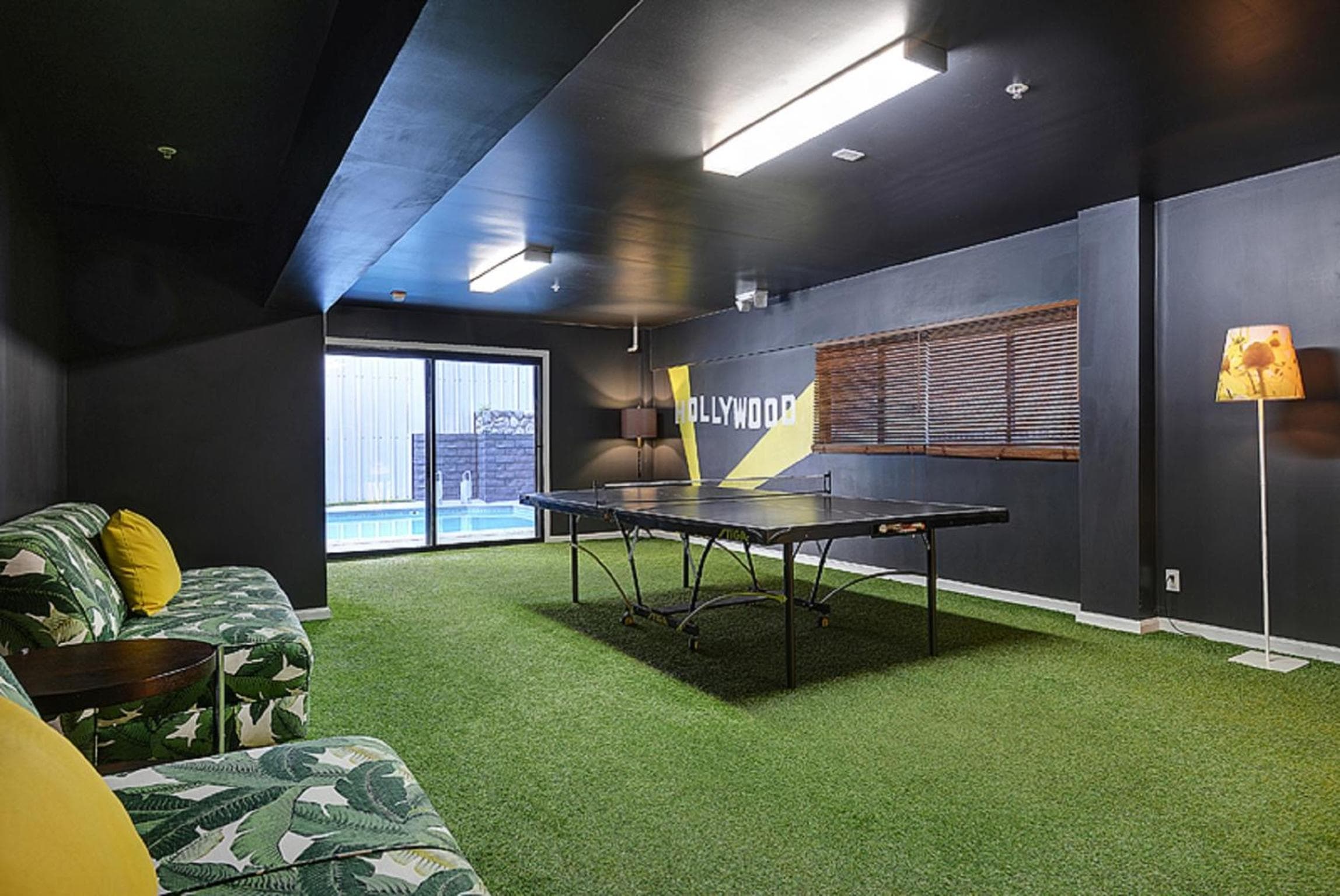 Shelter Hotel Los Angeles — 10