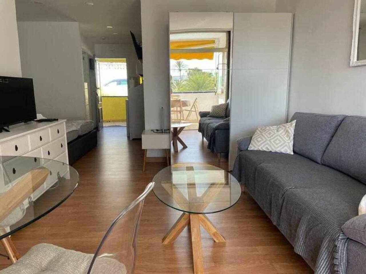 Apartamento con piscina climatizada y vista al mar — 5