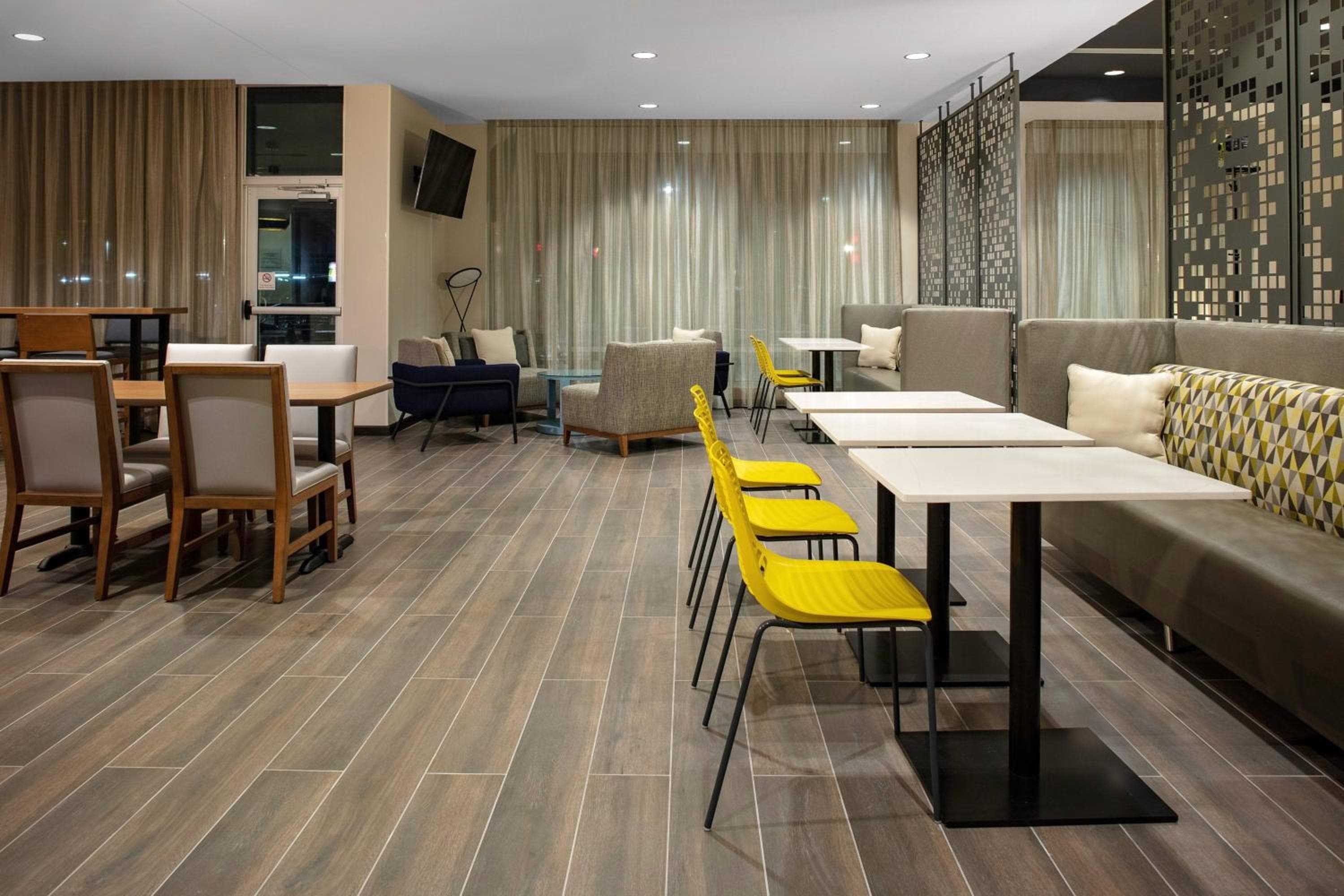 TownePlace Suites by Marriott Orlando Airport — 26