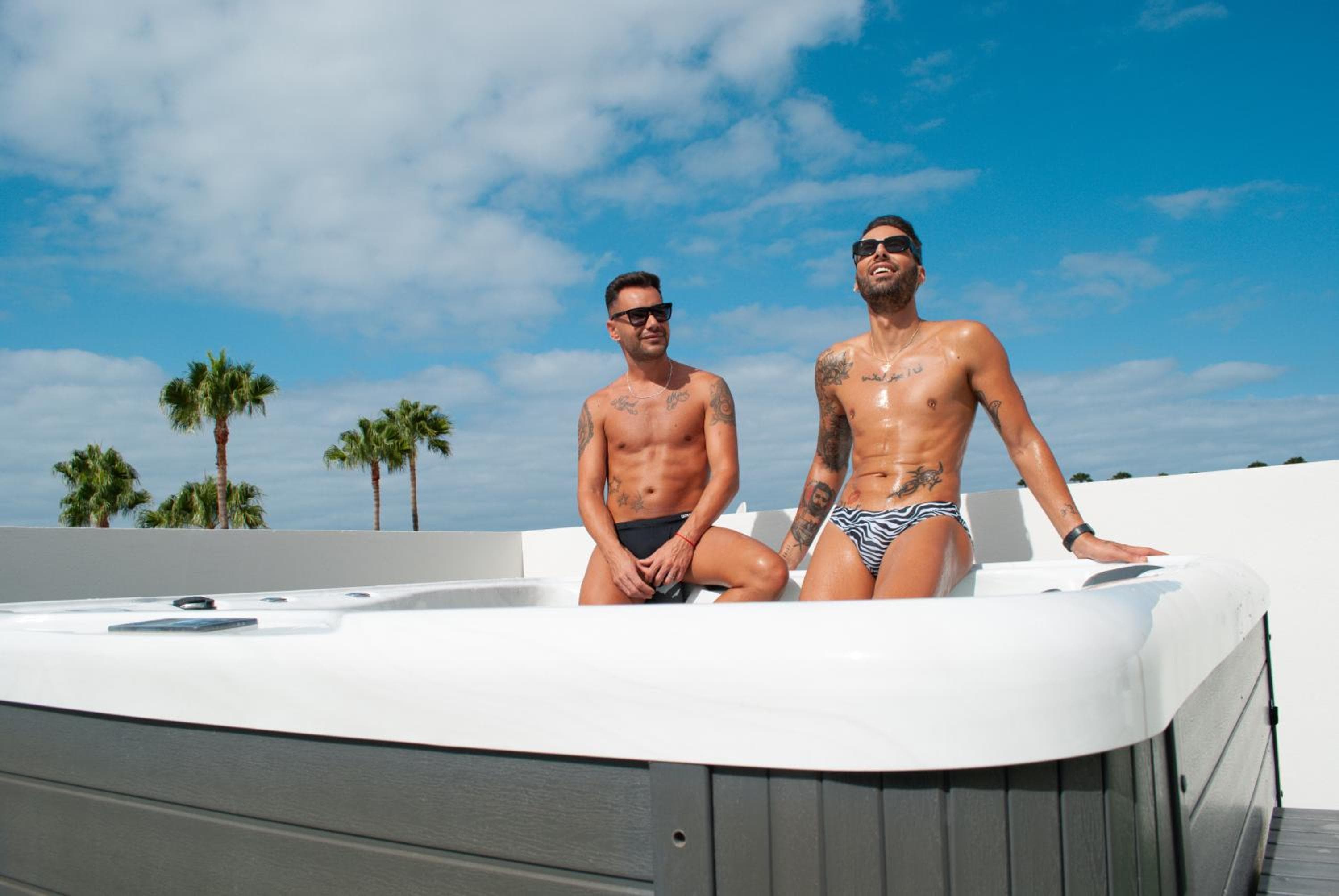 MAR BIANCO - Gay Men Only — 3