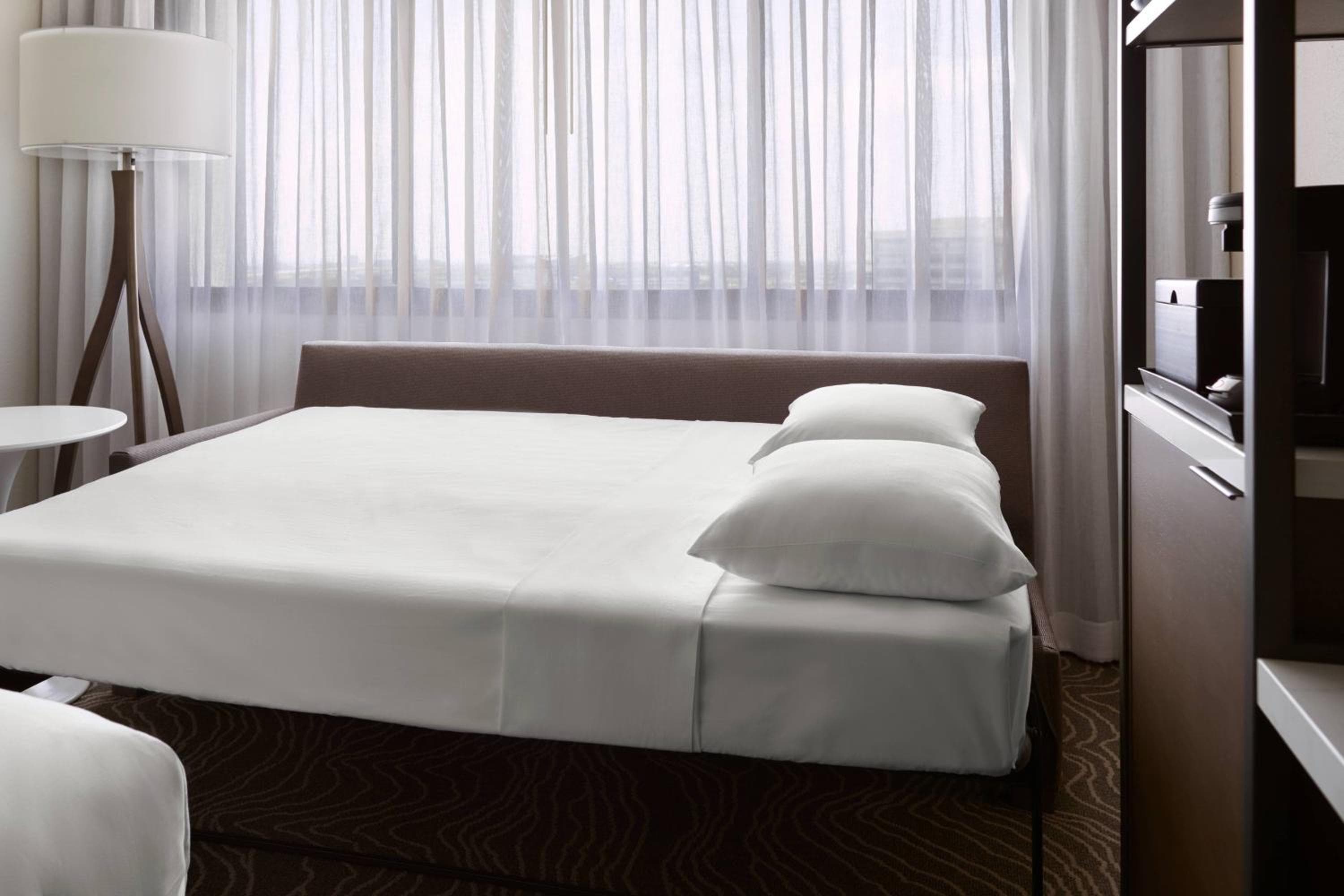 Marriott Tampa Westshore — 10