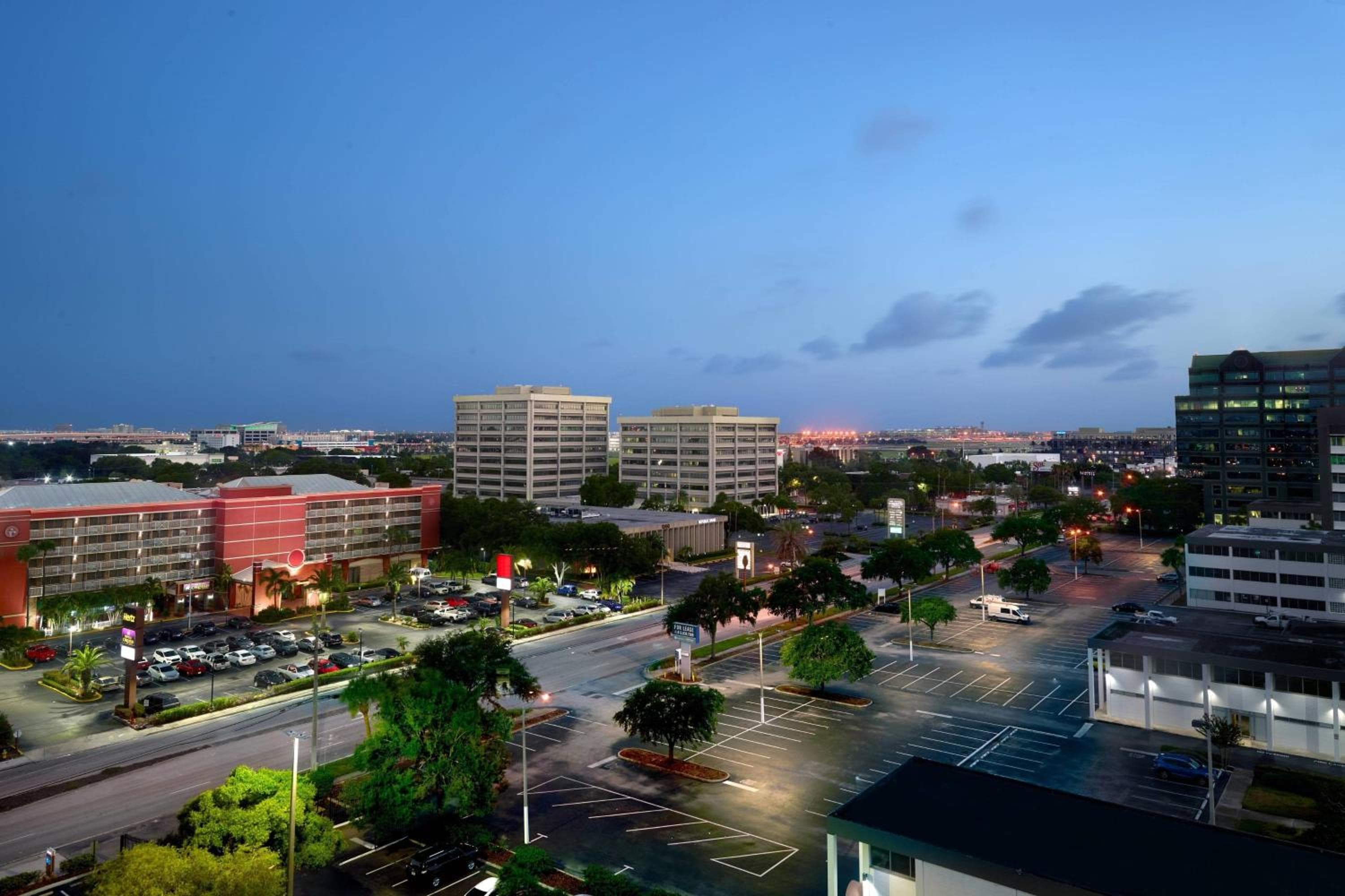 Marriott Tampa Westshore — 12