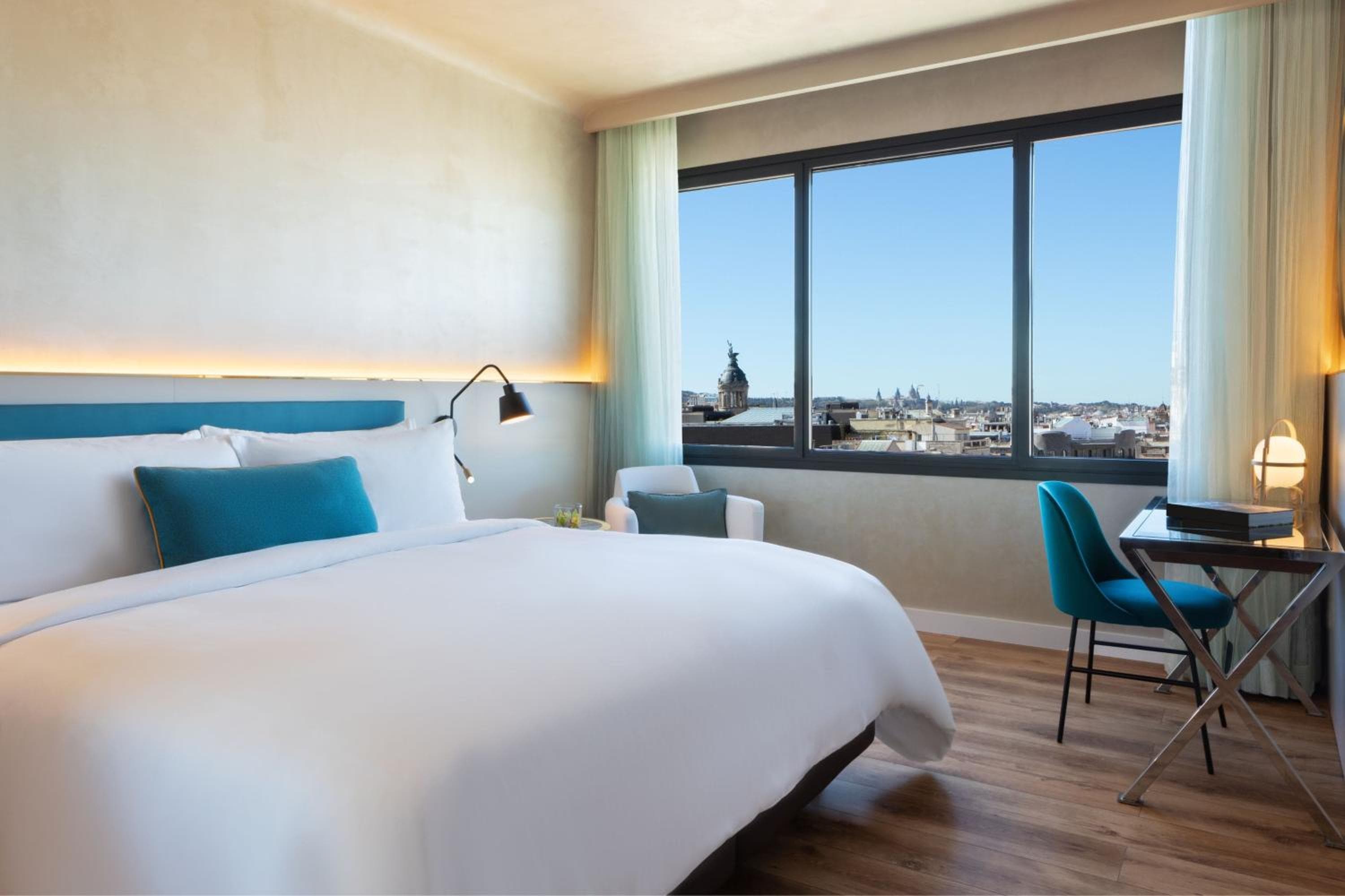 Renaissance Barcelona Hotel — 9