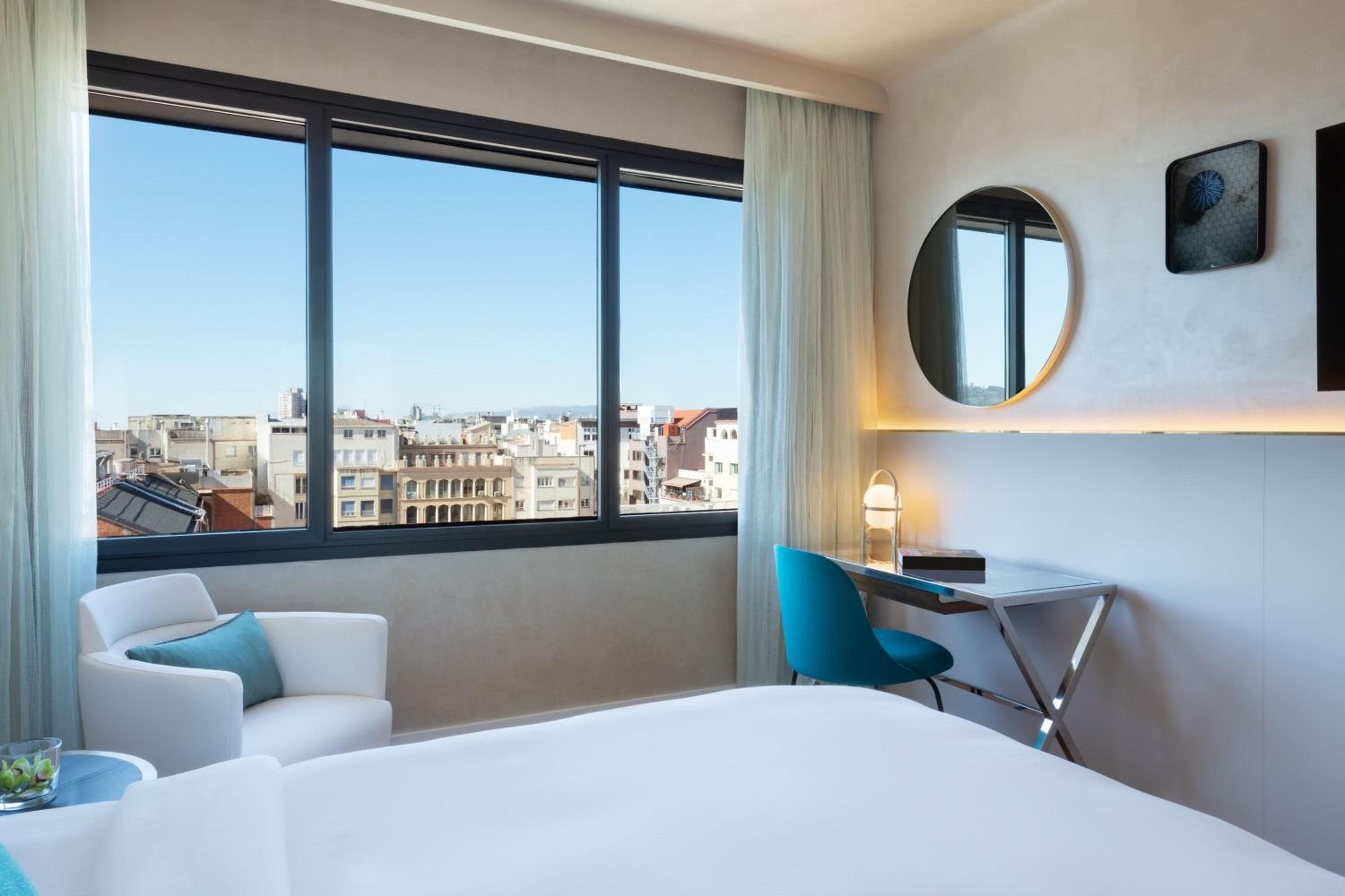 Renaissance Barcelona Hotel — 10