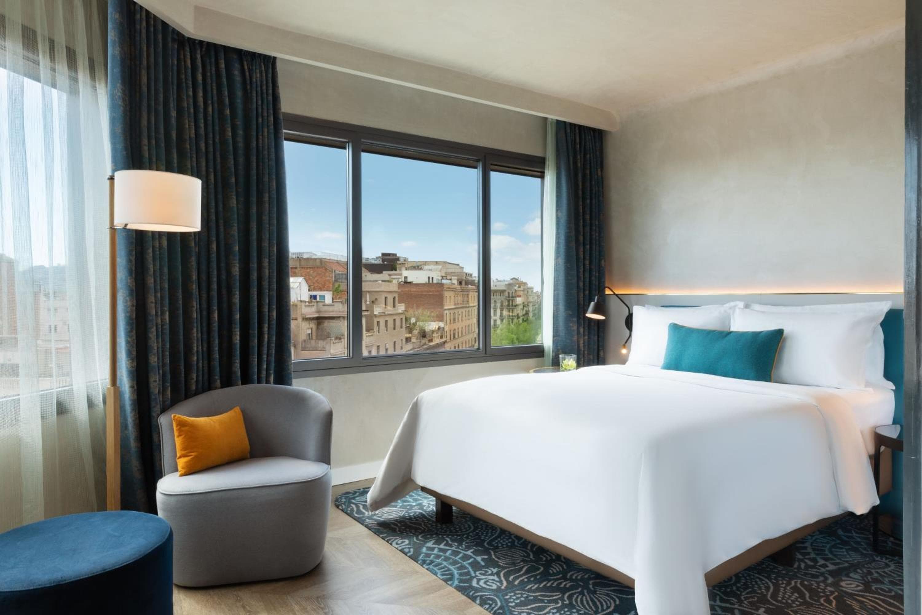 Renaissance Barcelona Hotel — 8