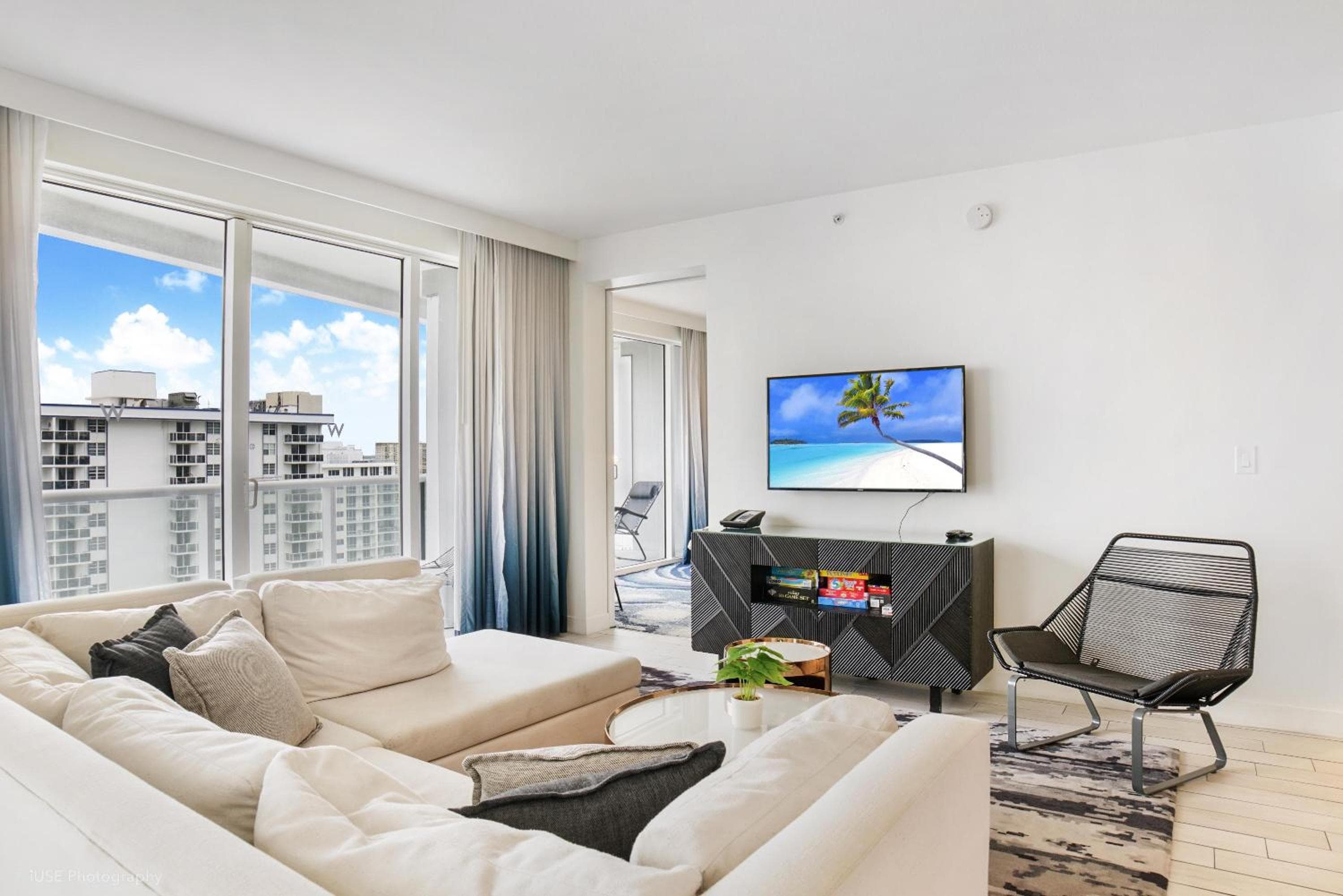 Luxury Well stocked SE Corner 2BR W Fort Lauderdale w Great Ocean Views — 11