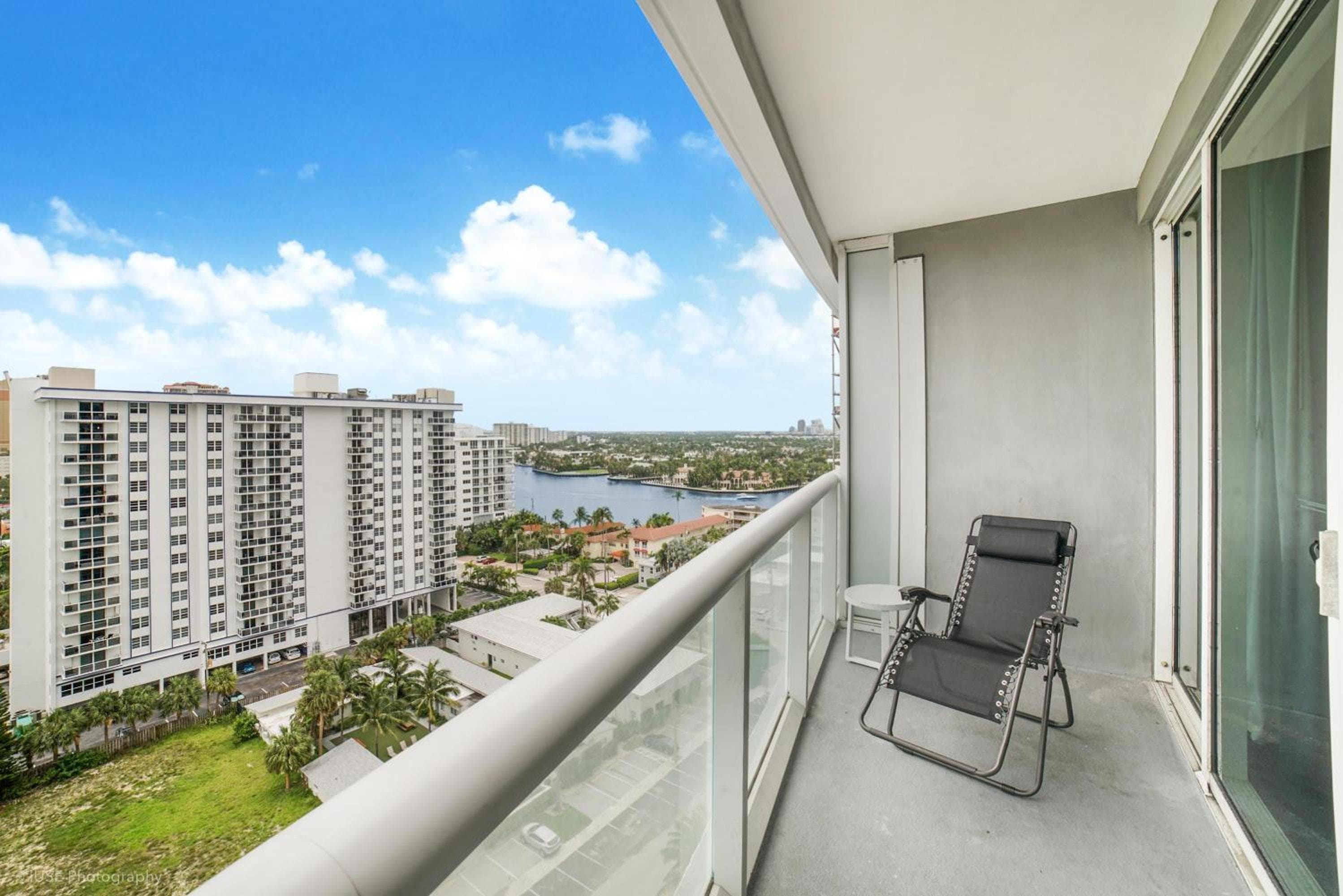 Lusso ben fornito SE Corner 2BR W Fort Lauderdale con splendida vista sull'oceano — 29