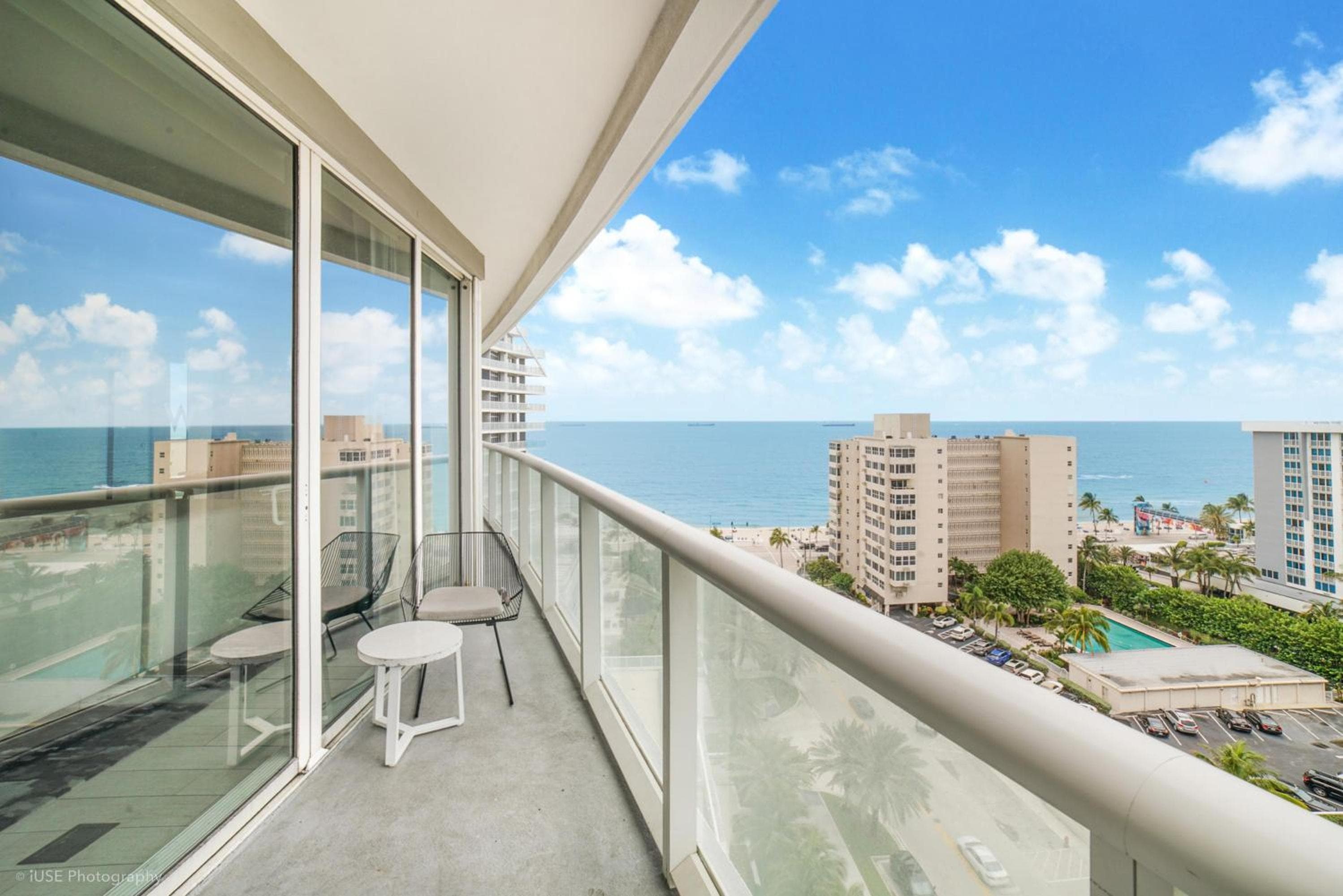 Lusso ben fornito SE Corner 2BR W Fort Lauderdale con splendida vista sull'oceano — 28