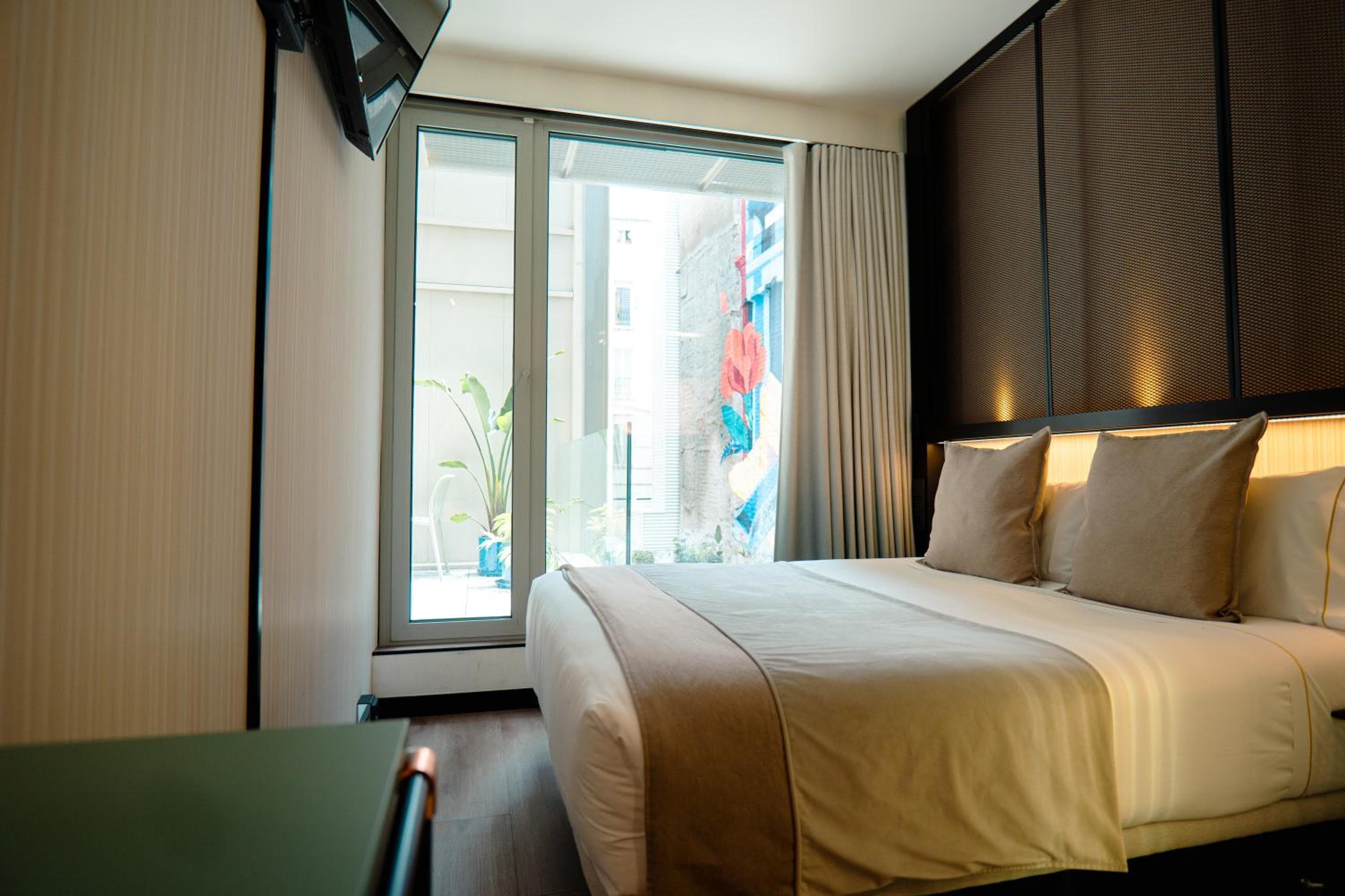 Akeah Hotel Gran Vía — 6