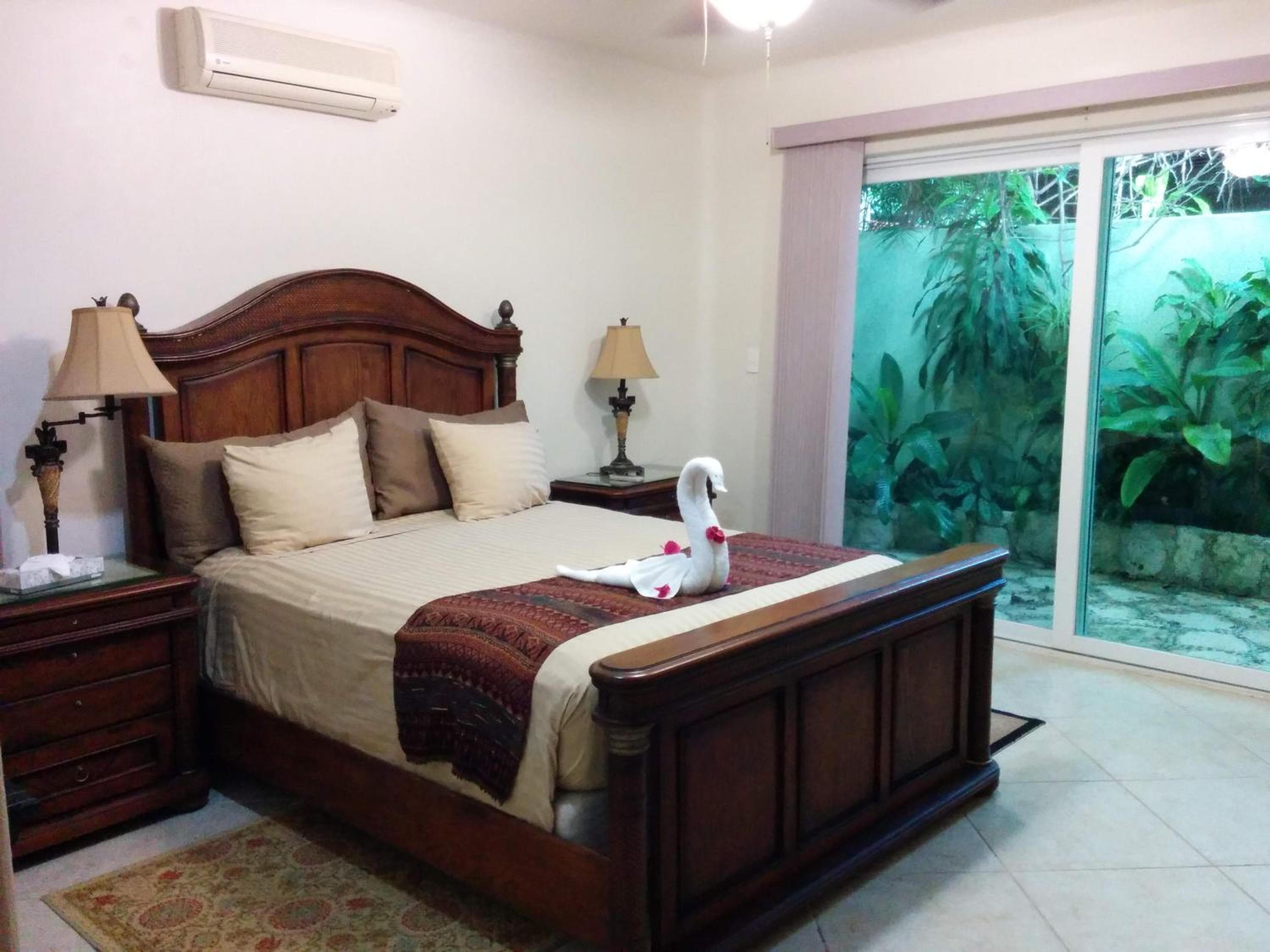 Casa Beard, espaciosa casa de huéspedes con WiFi de alta velocidad y piscina. — 2