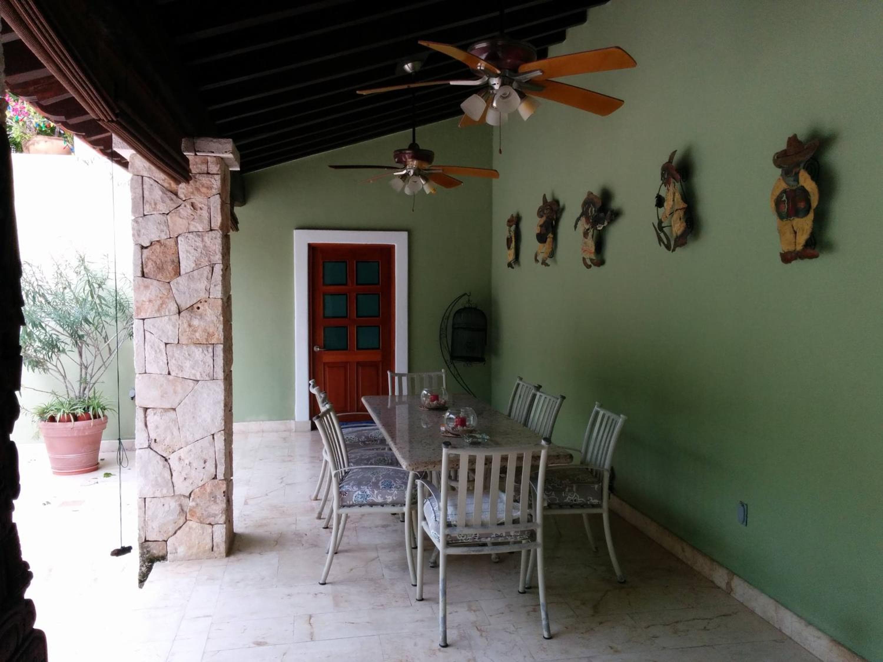 Casa Beard, espaciosa casa de huéspedes con WiFi de alta velocidad y piscina. — 8