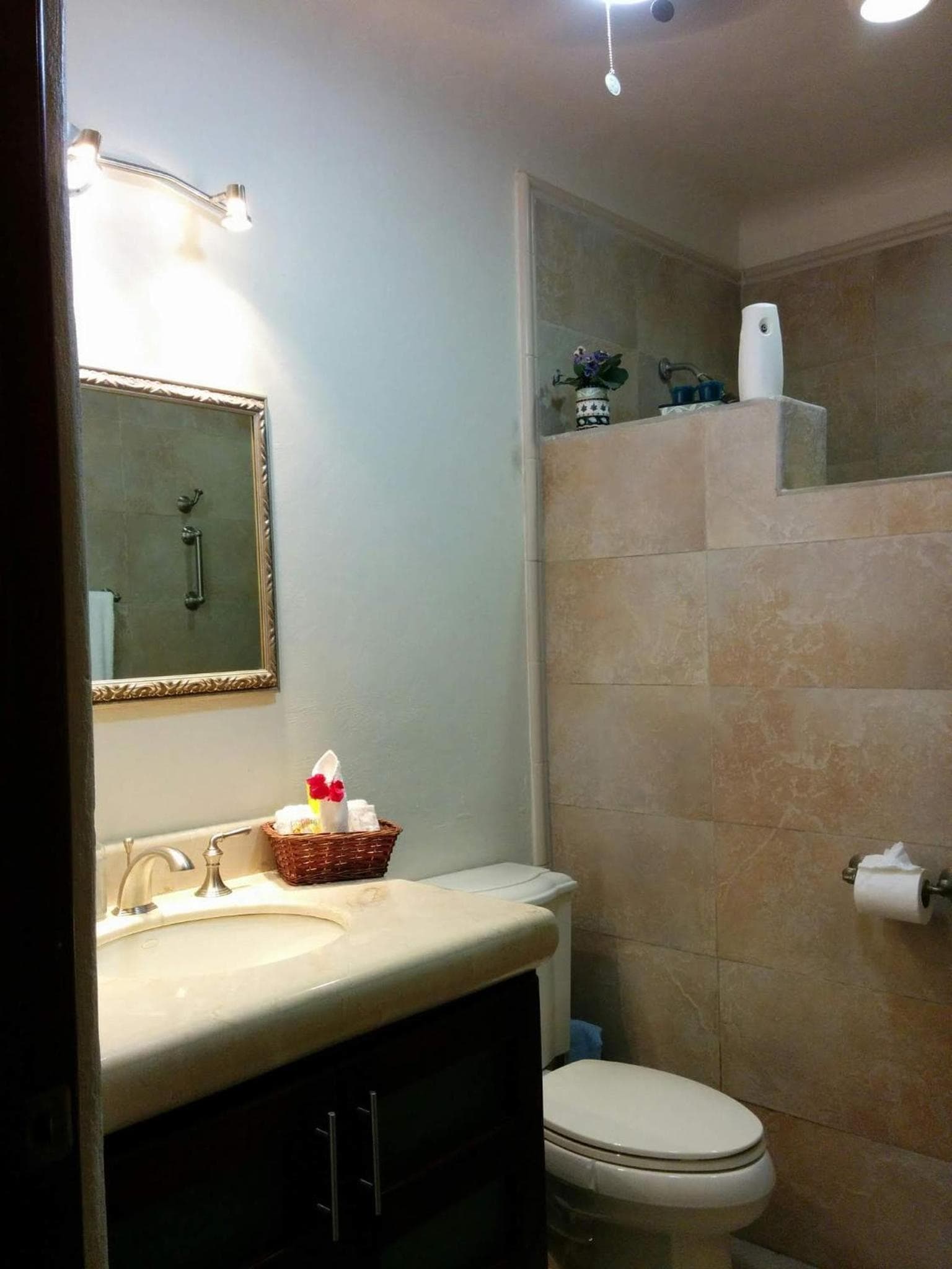 Casa Beard, espaciosa casa de huéspedes con WiFi de alta velocidad y piscina. — 14