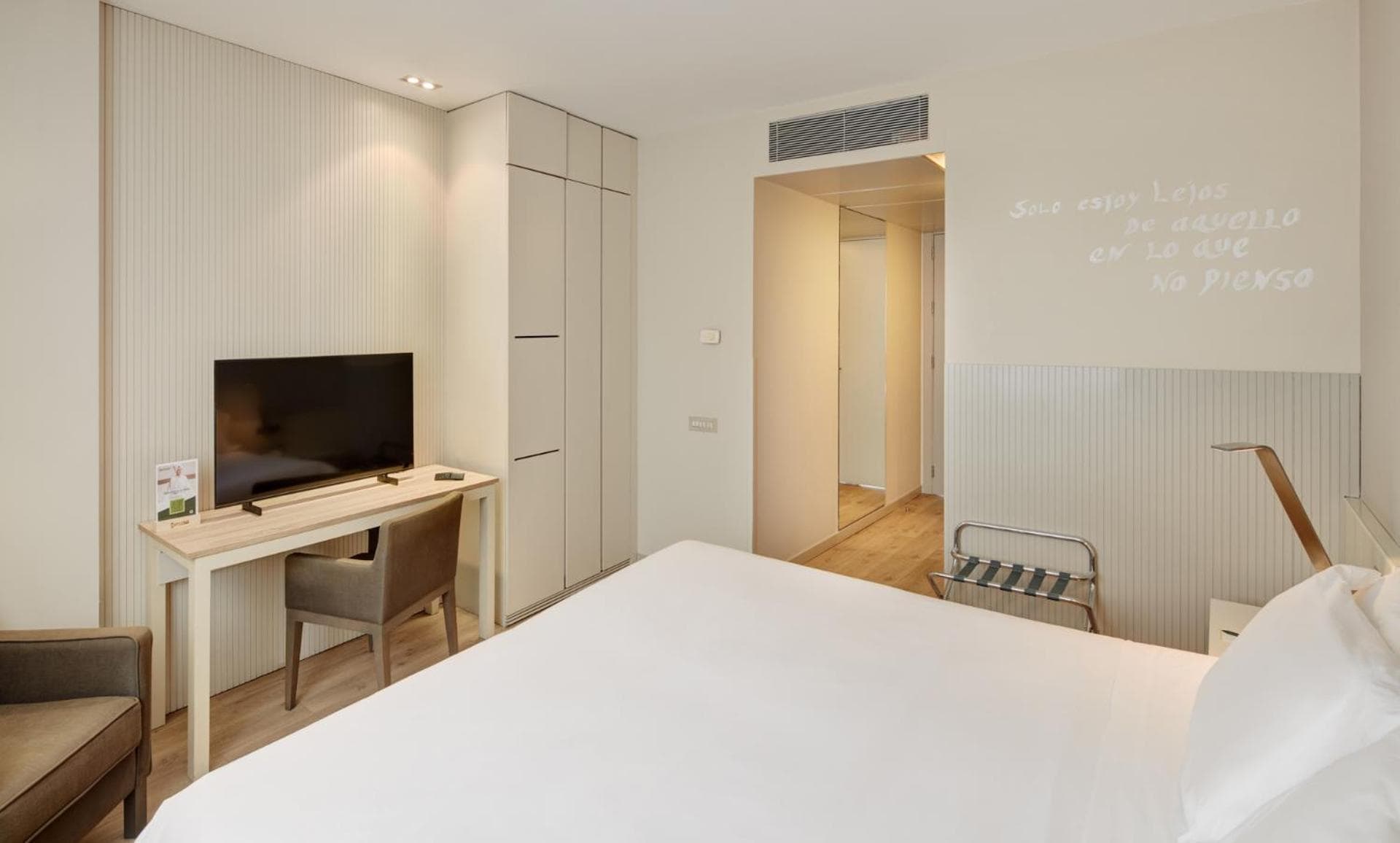 Sercotel Amister Art Hotel Barcelona — 11
