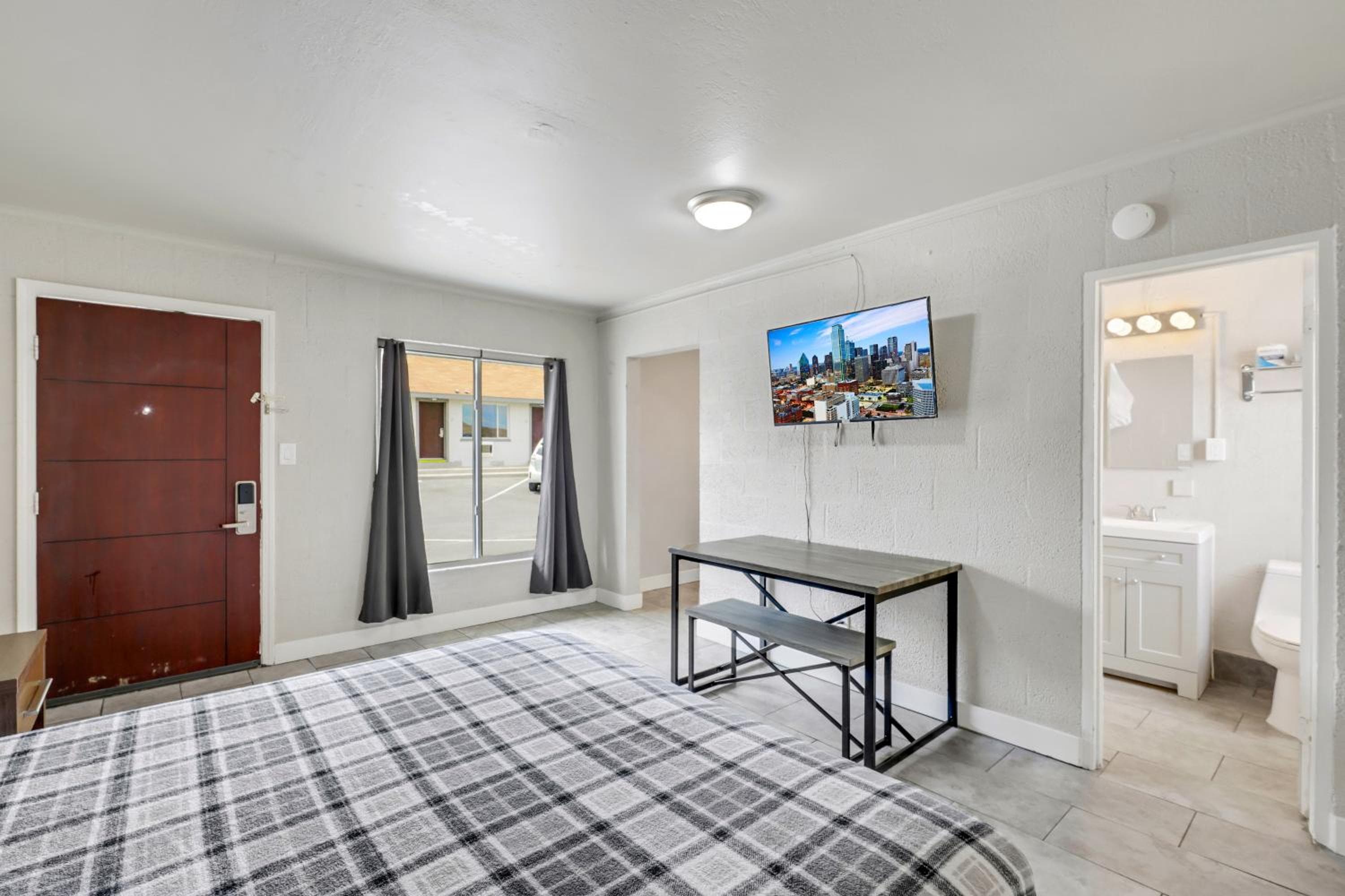 Desert Moon Motel — 20