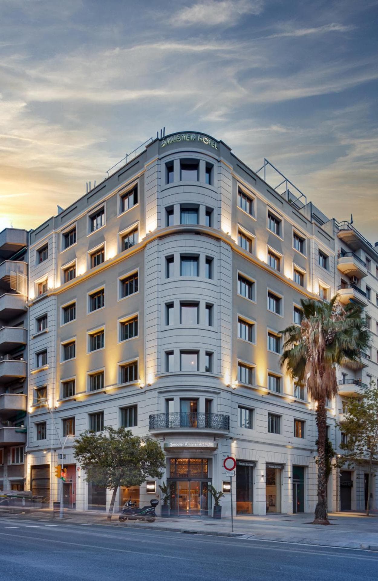 Sercotel Amister Art Hotel Barcelona — 27