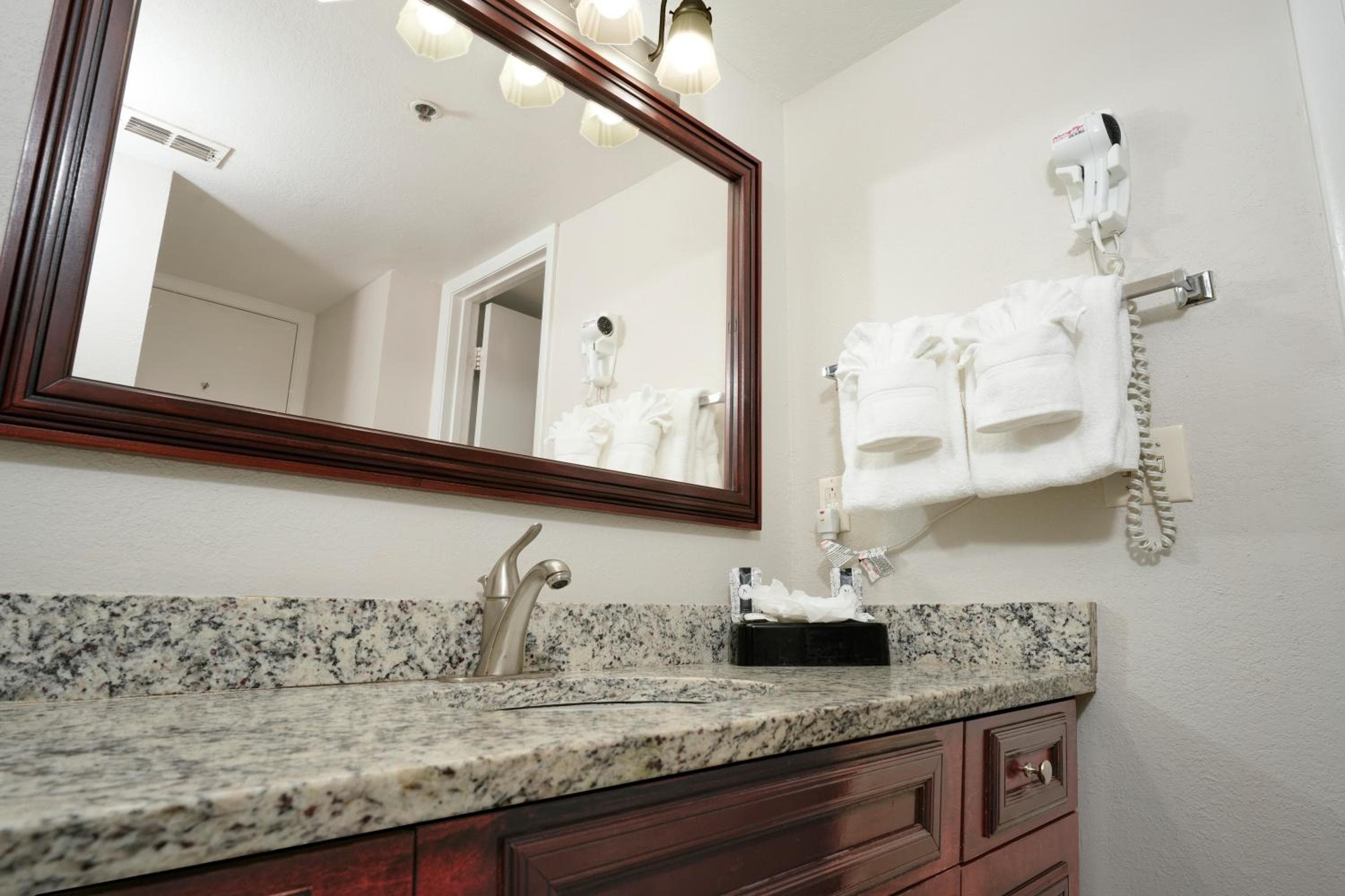 Parc Corniche Condominium Suites — 22