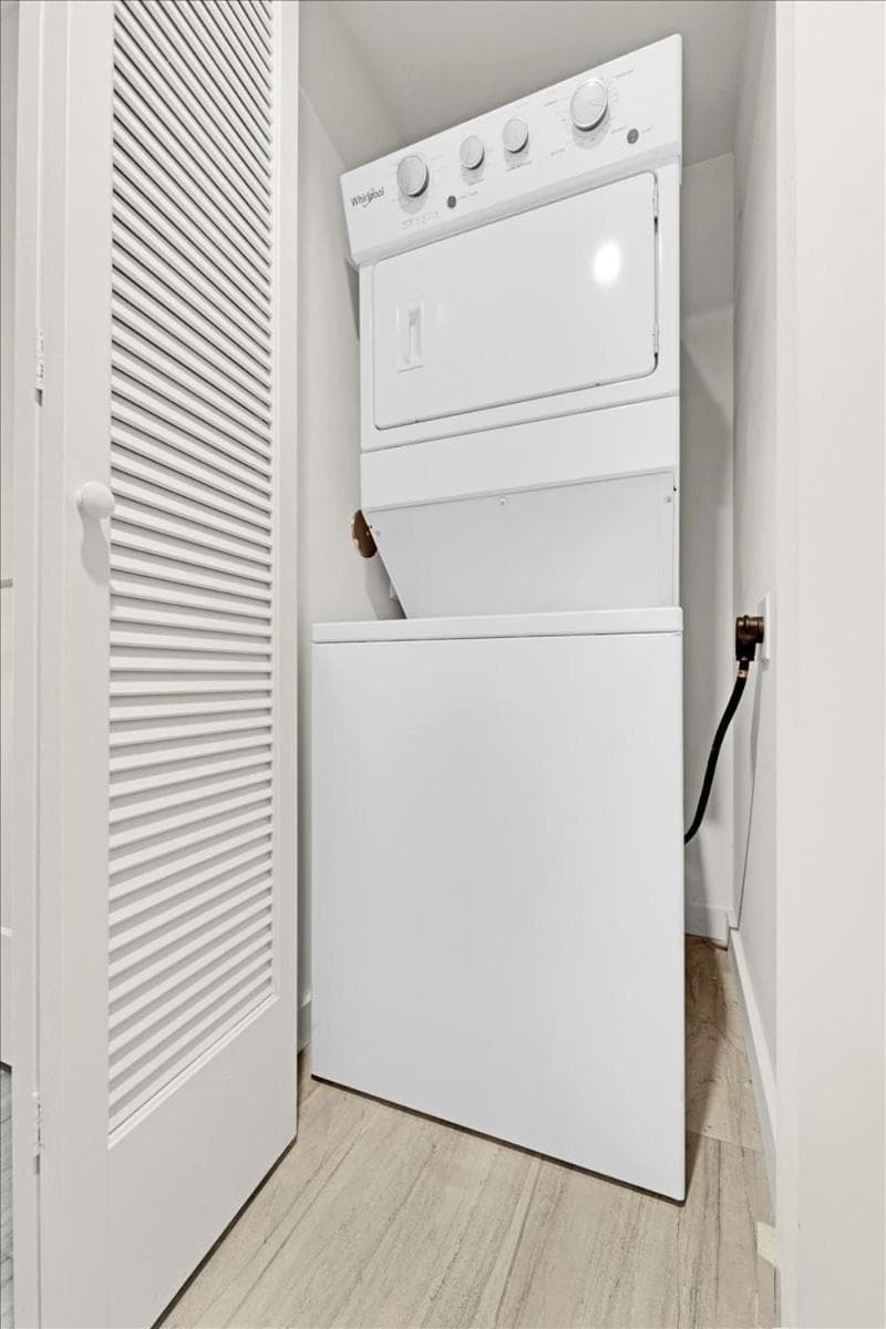 TR Miami Luxury de un dormitorio y estudios — 13