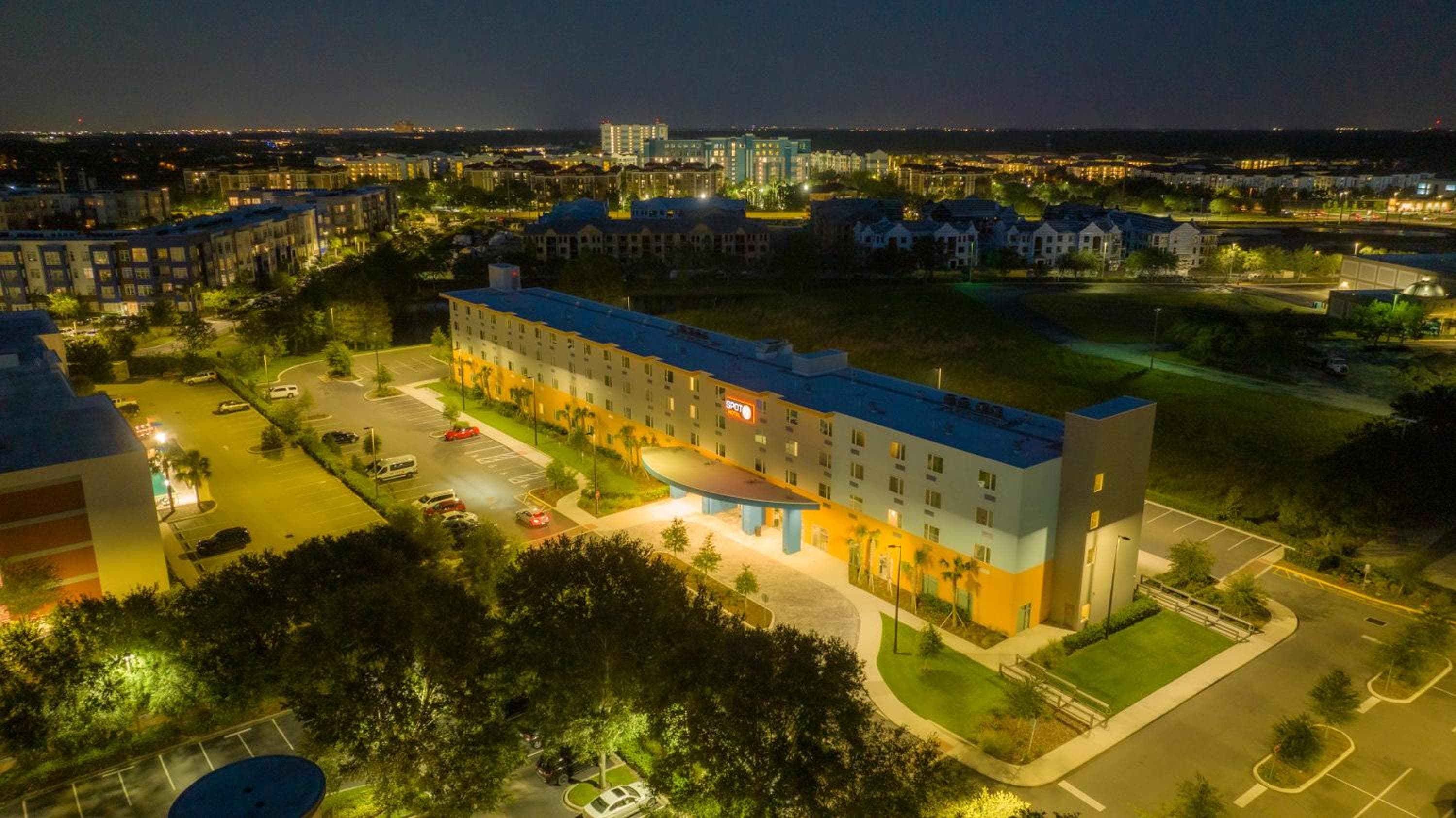 SPOT X Hotel Orlando Intl Dr by The Red Collection — 20