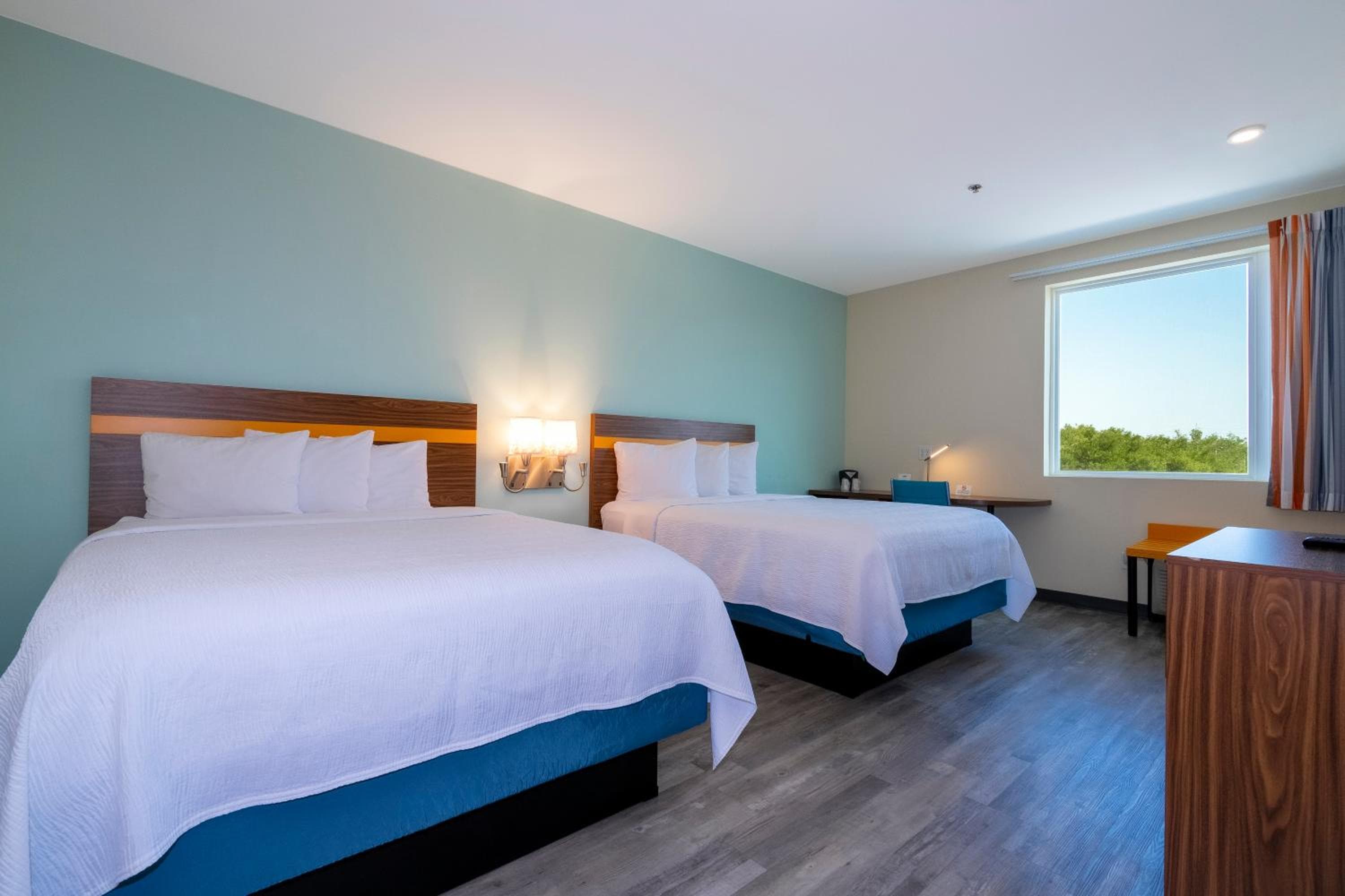 SPOT X Hotel Orlando Intl Dr by The Red Collection — 8