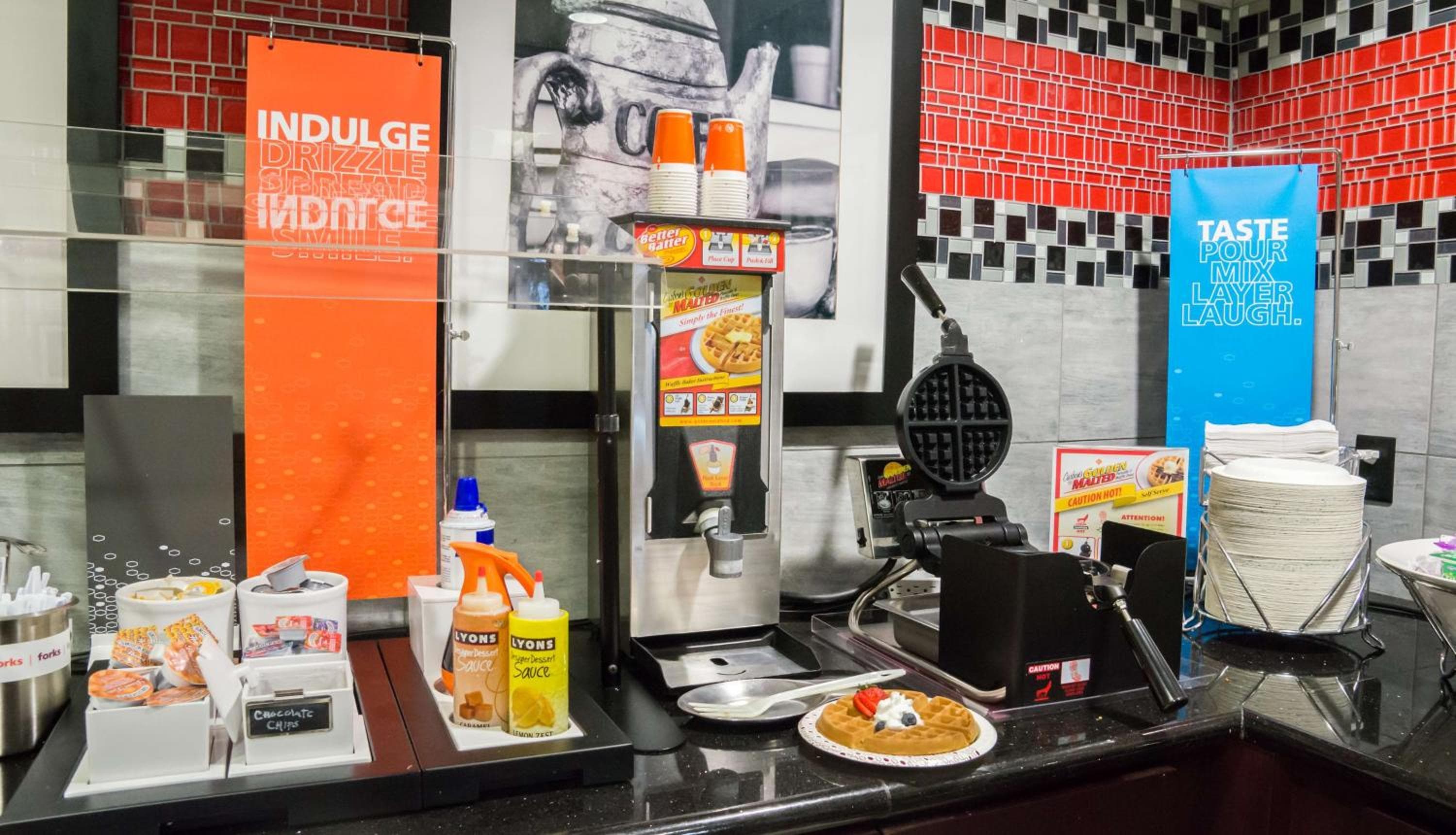 Hampton Inn & Suites Orlando-John Young Parkway/South Park — 11