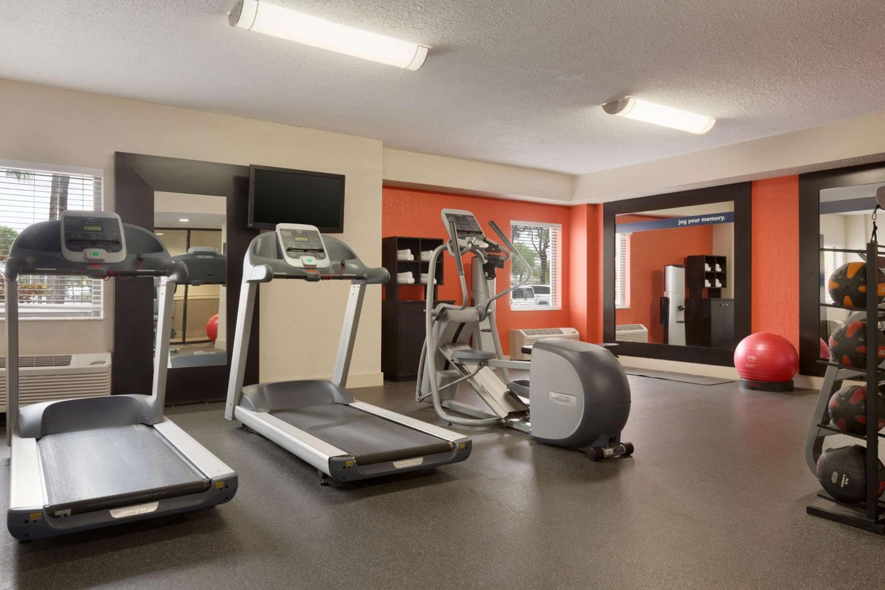 Hampton Inn Miami-Airport West — 2