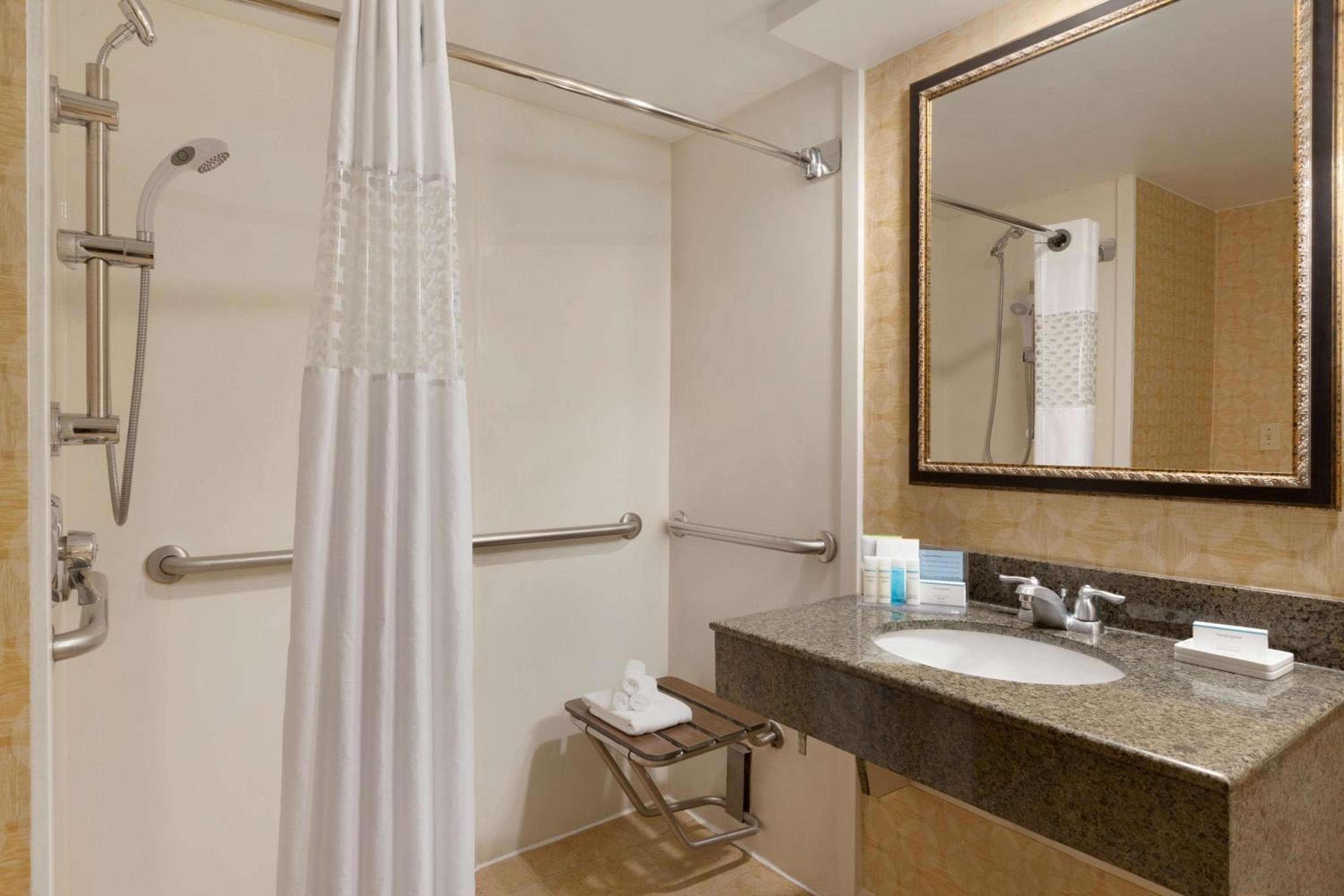 Hampton Inn Miami-Airport West — 9
