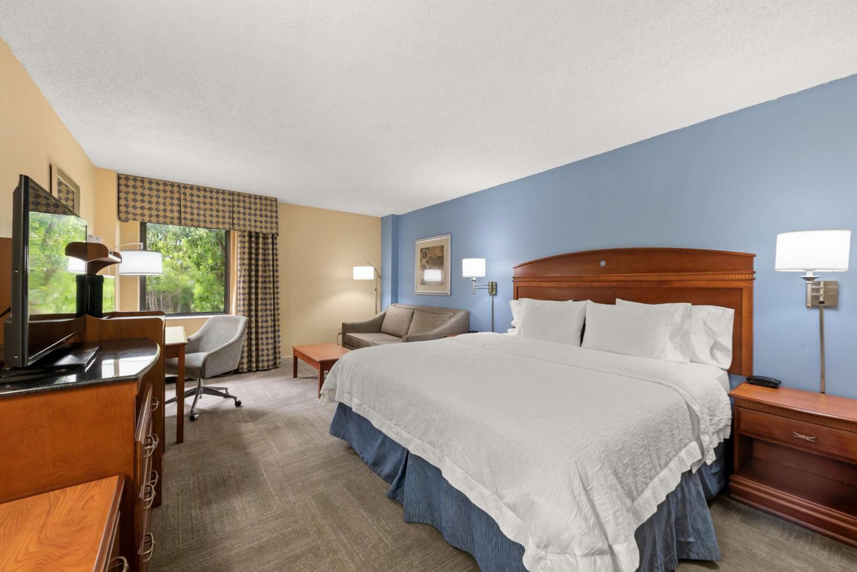 Hampton Inn Miami-Airport West — 17
