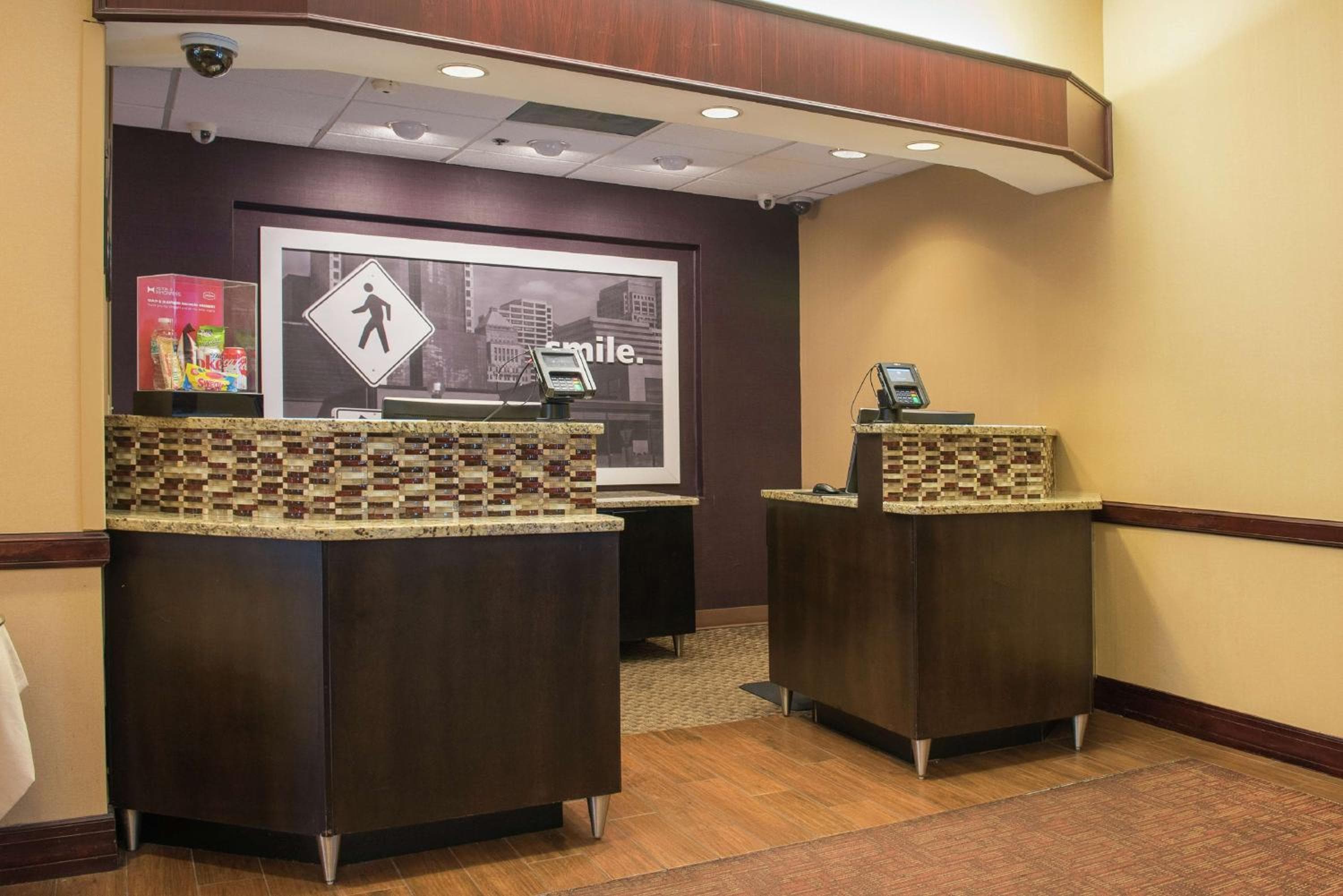Hampton Inn & Suites Tampa-Nord — 9