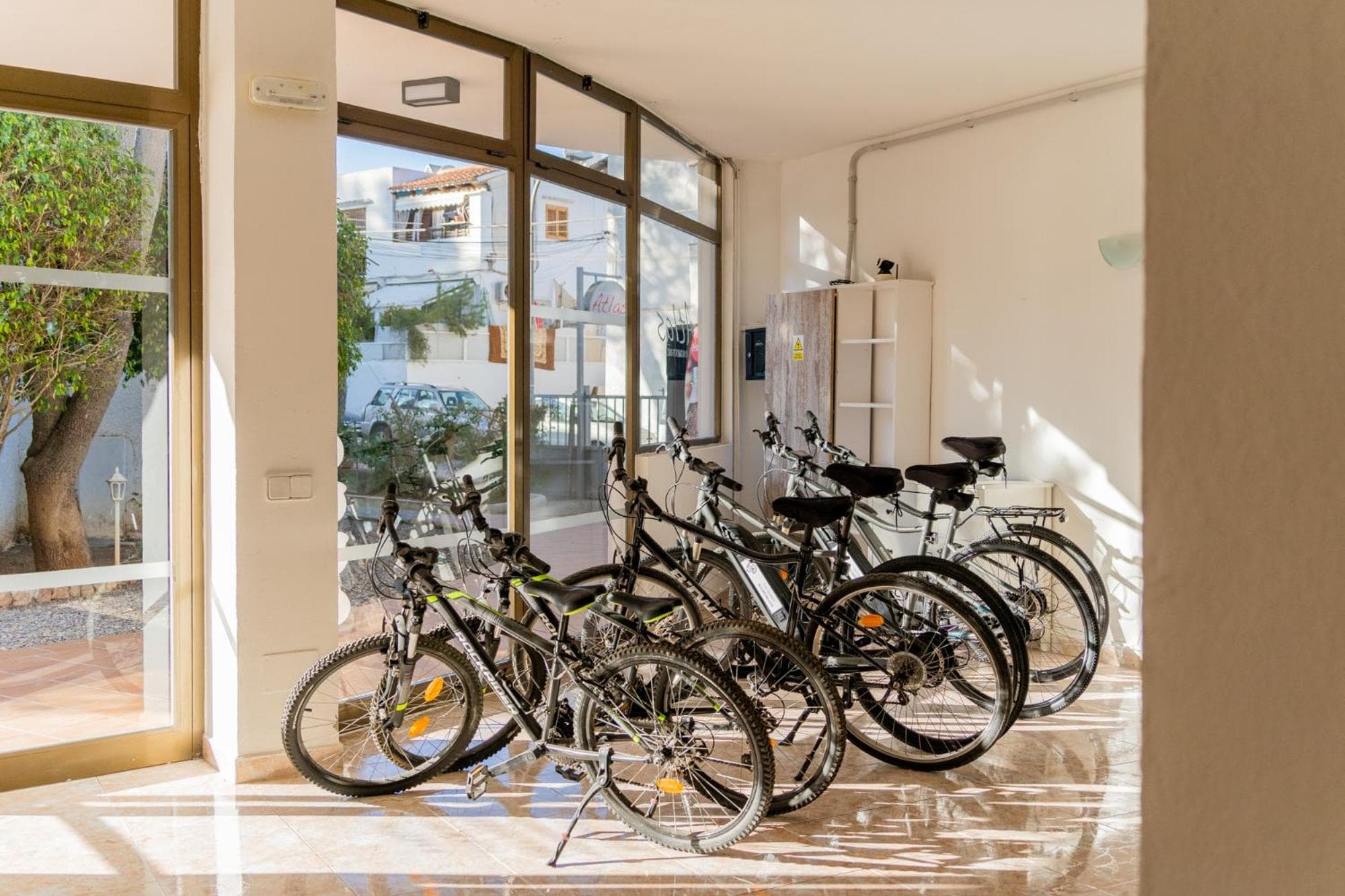 Apartamentos Atlas Ibiza — 29