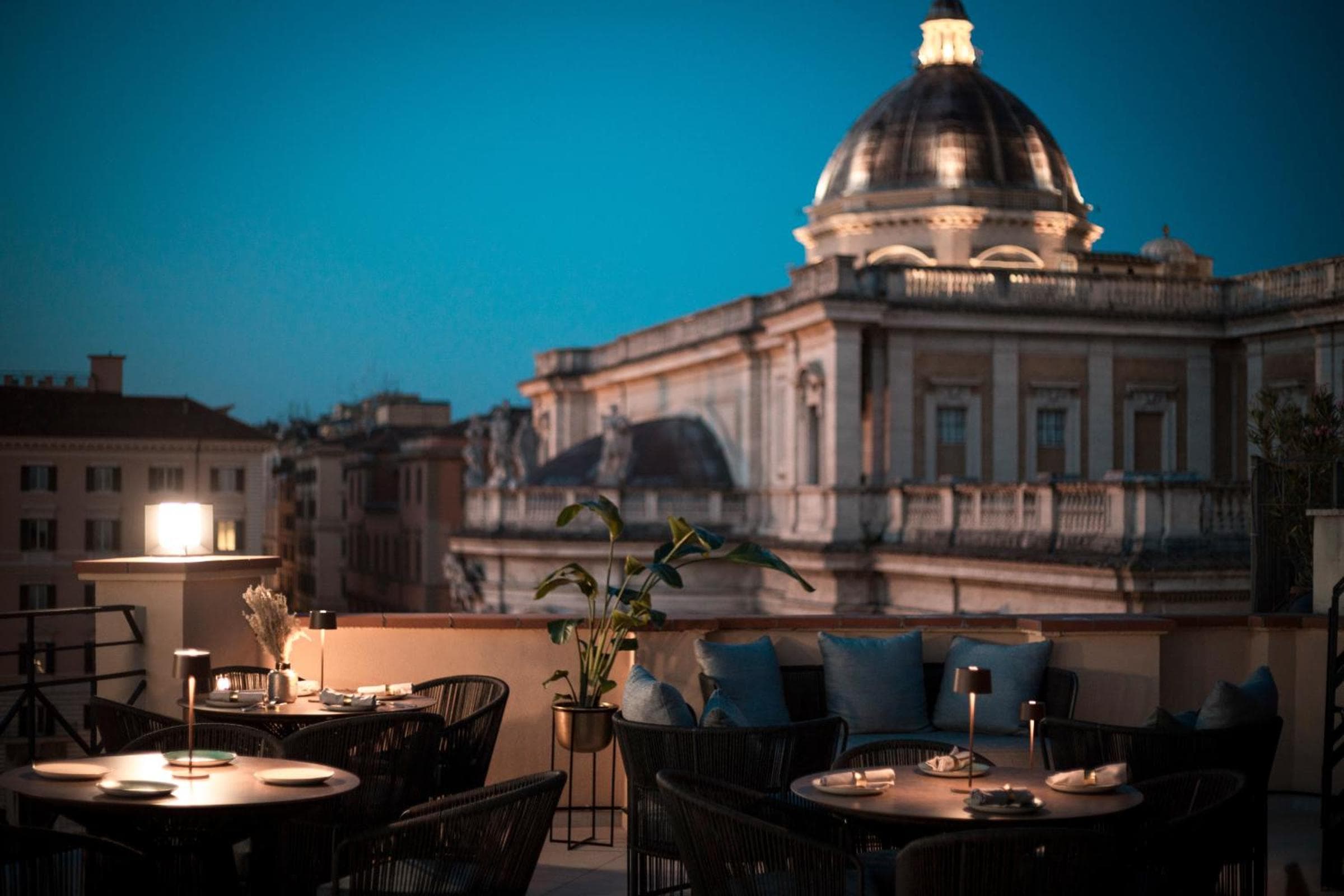 L'Albergo Maggiore — 13