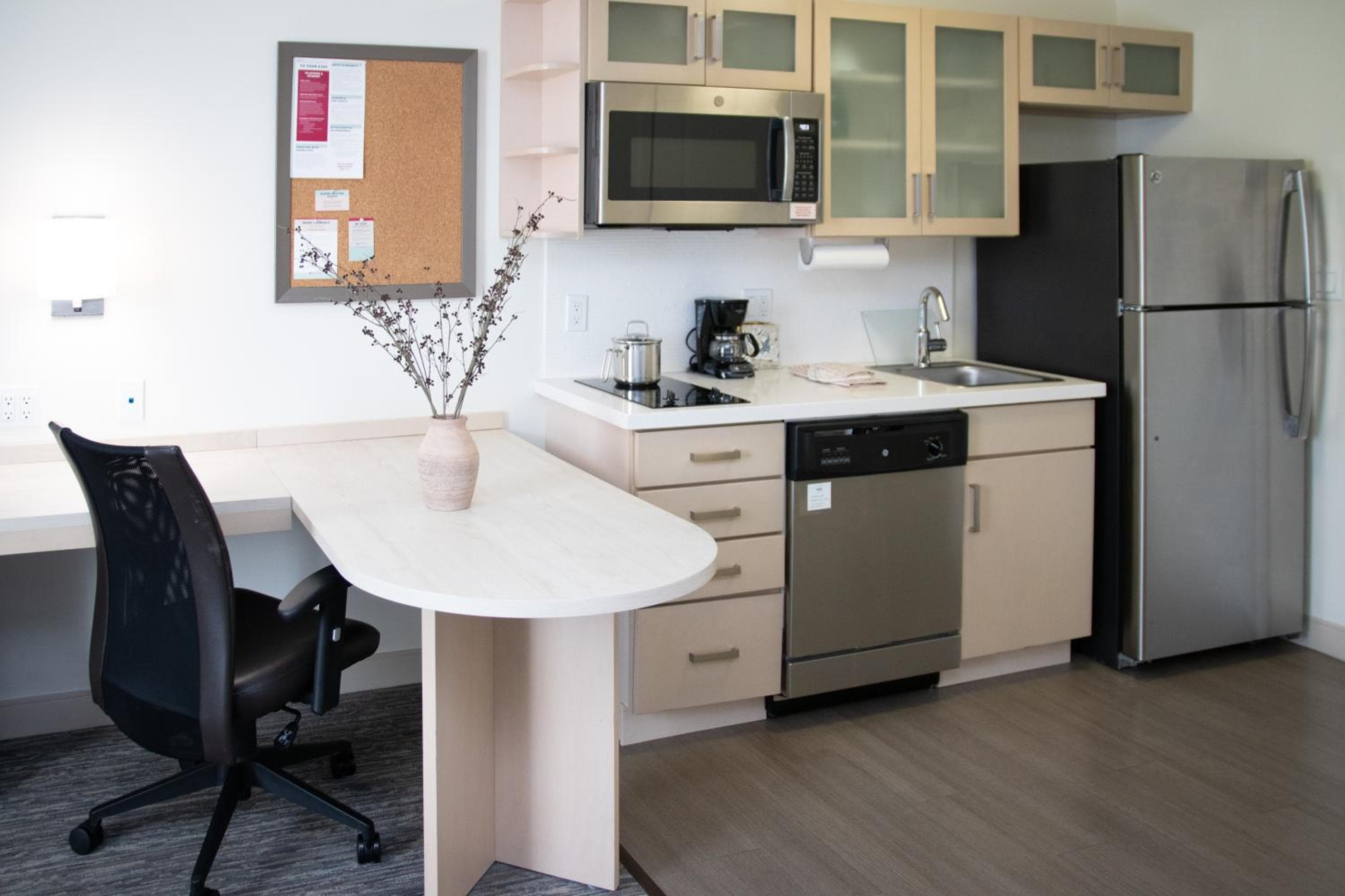 Candlewood Suites Miami Intl Airport - 36th St, un hotel IHG — 15