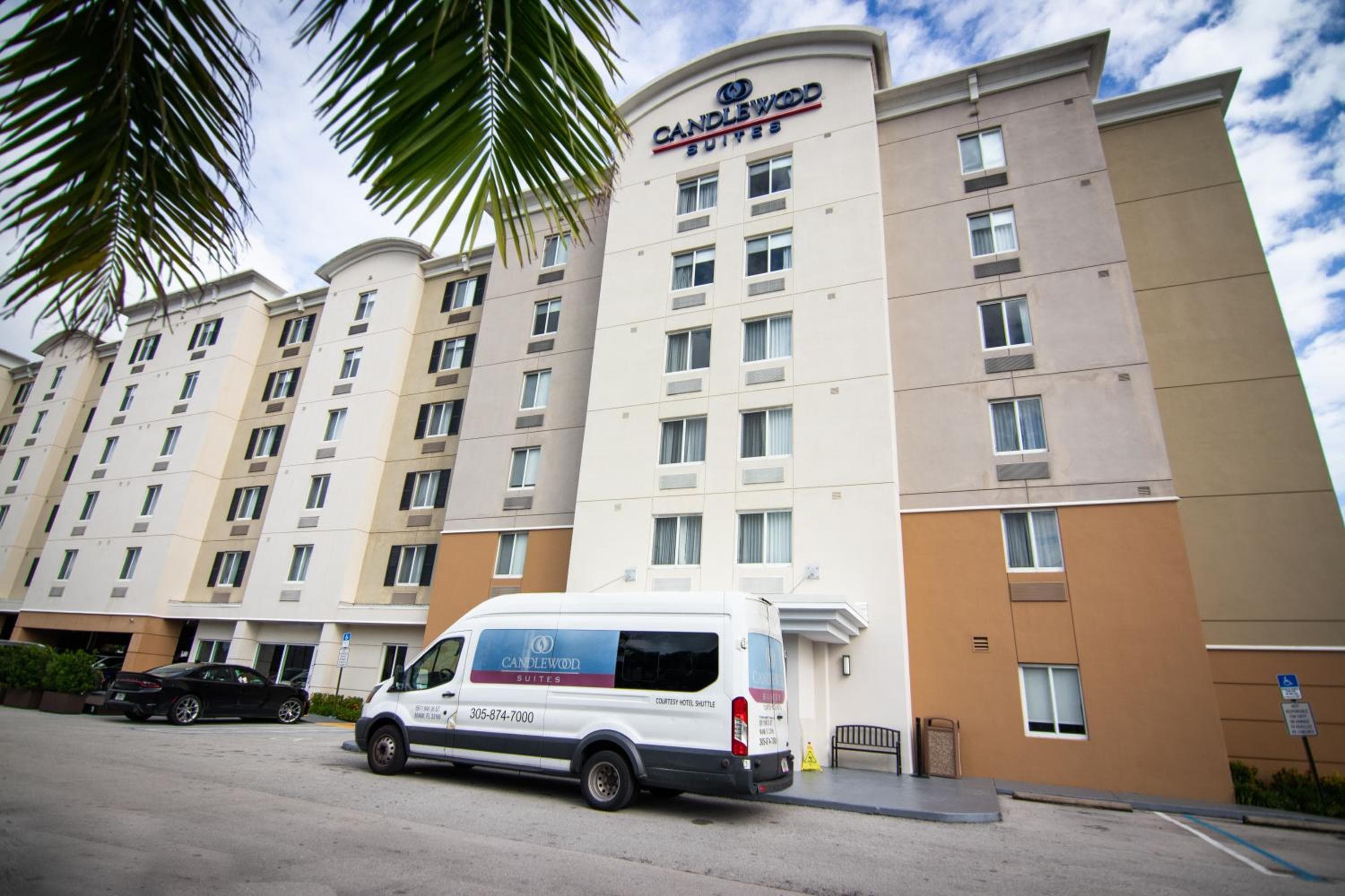 Candlewood Suites Miami Intl Airport - 36th St, un hotel IHG — 6